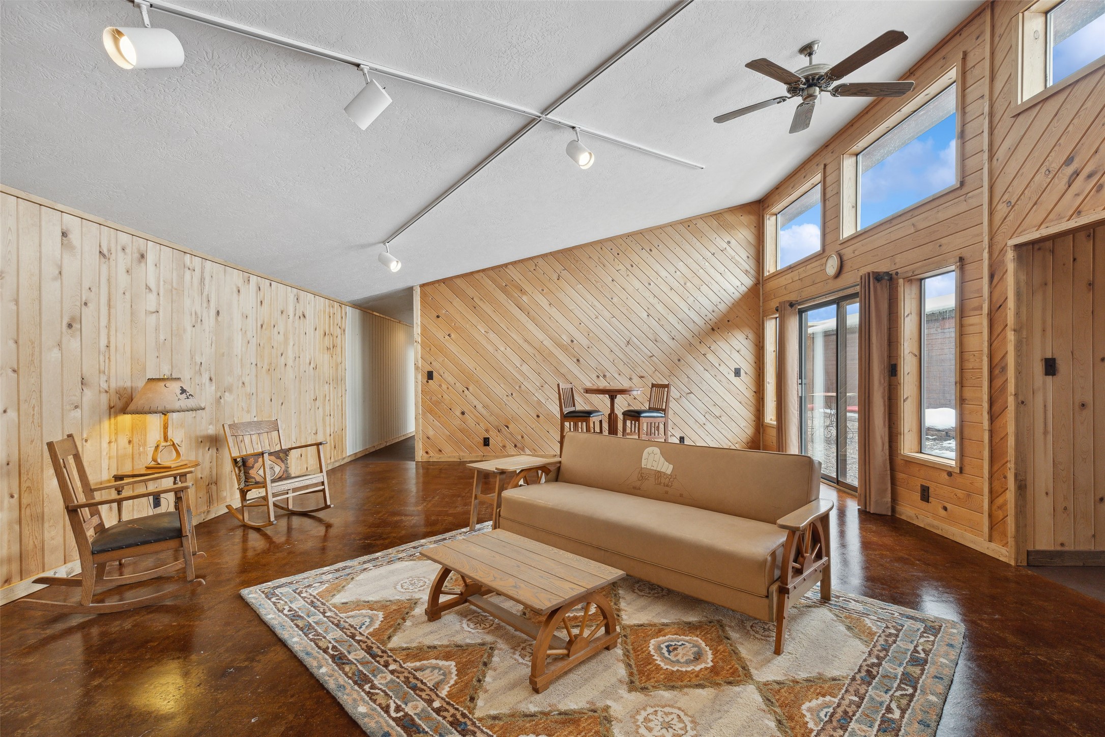700 Cudabena Road