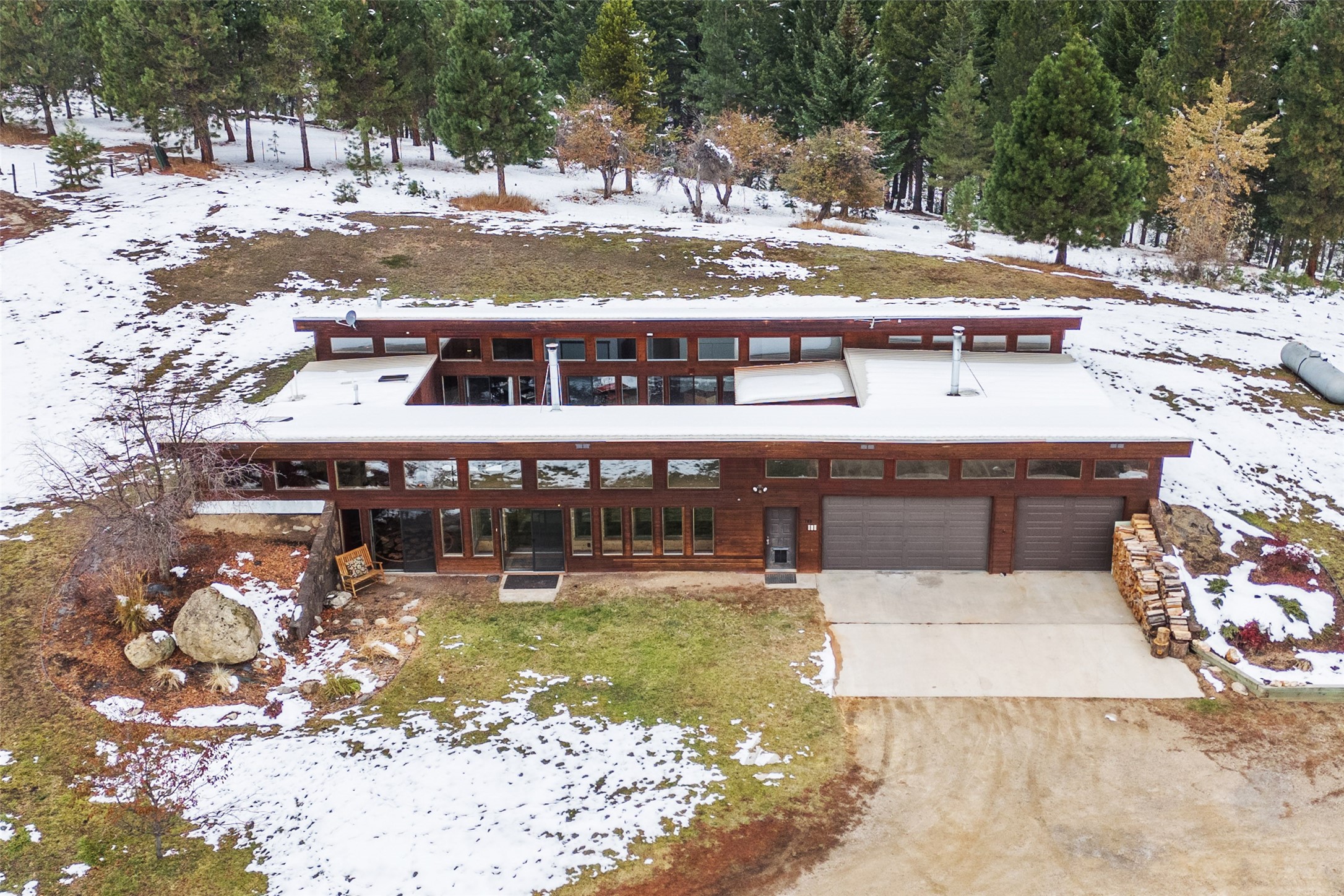 700 Cudabena Road