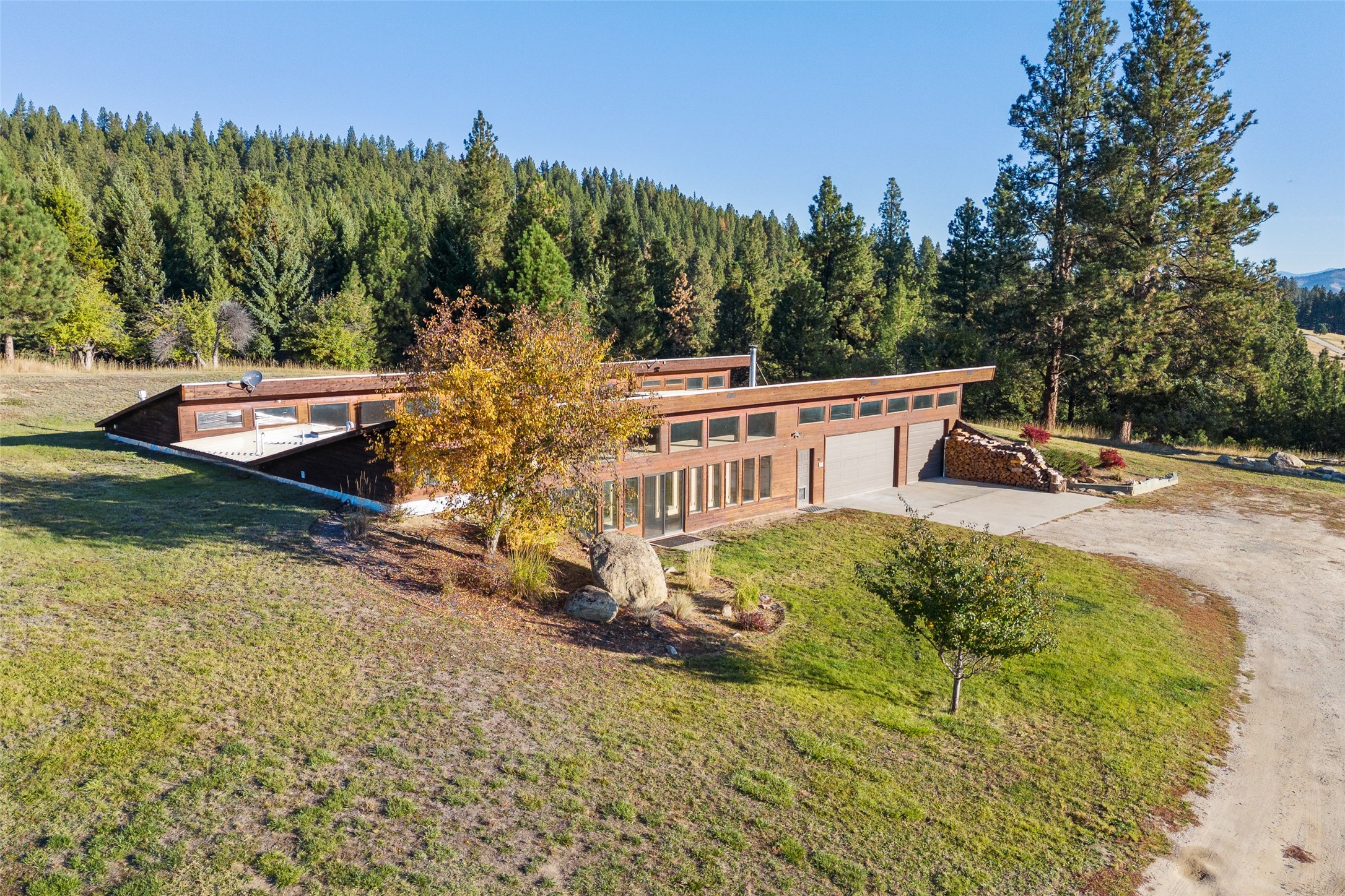 700 Cudabena Road