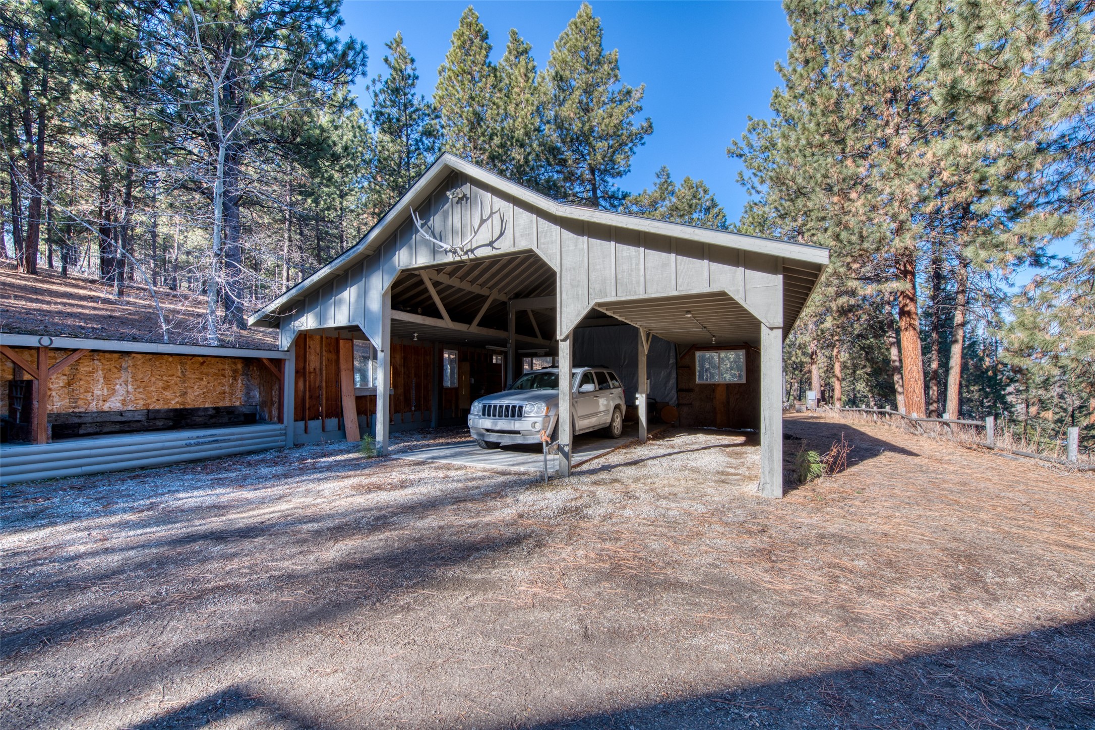560 Camas Creek Loop