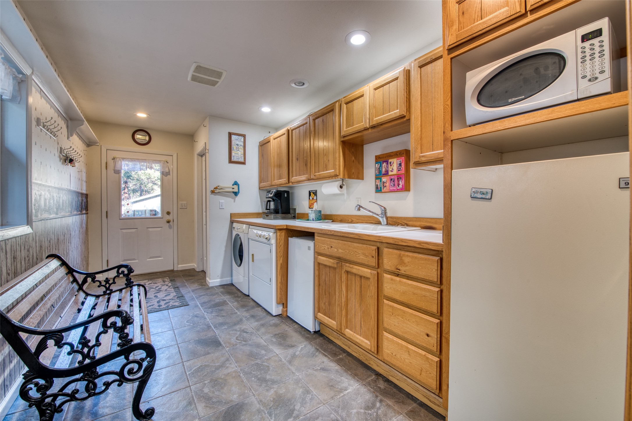 560 Camas Creek Loop