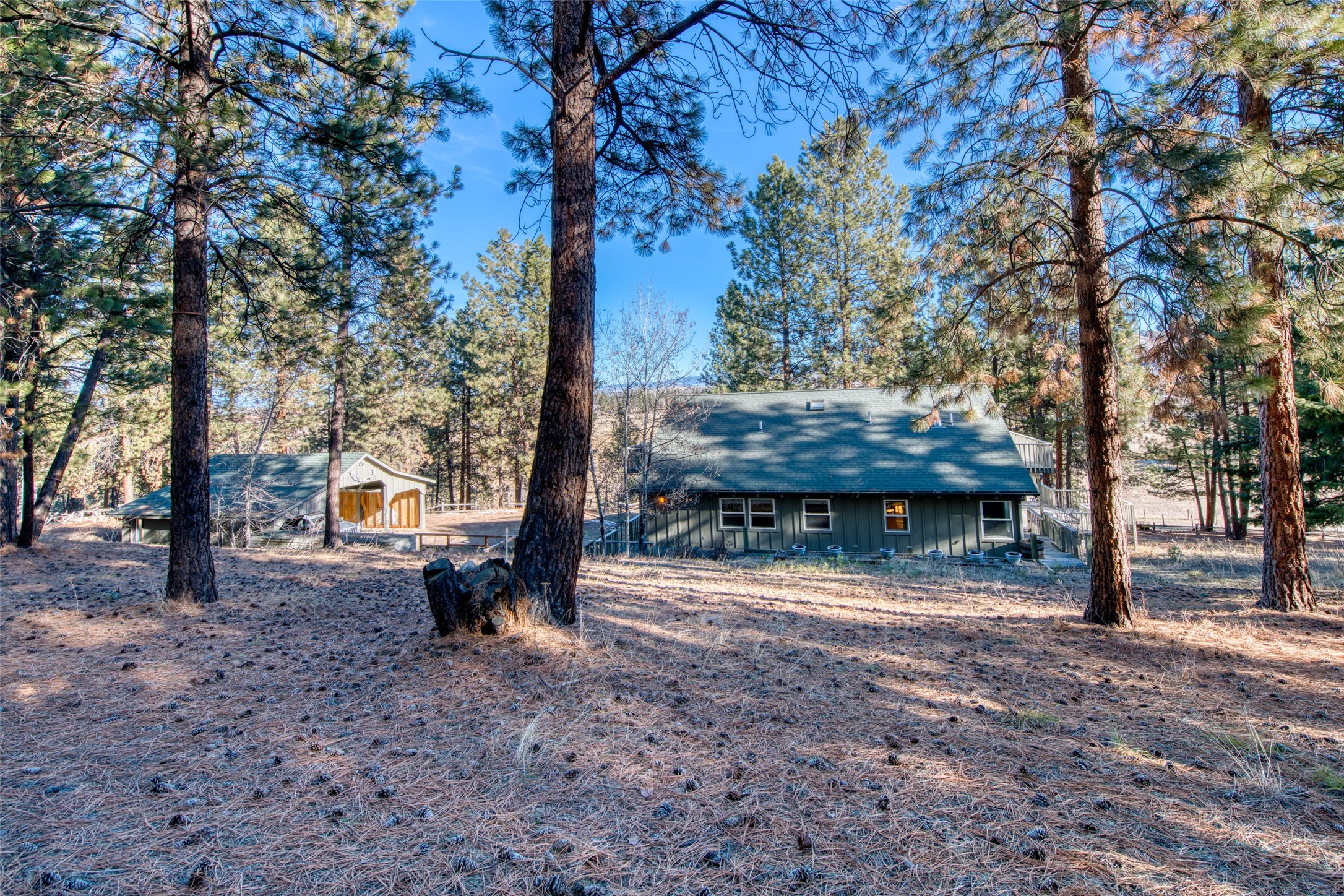 560 Camas Creek Loop