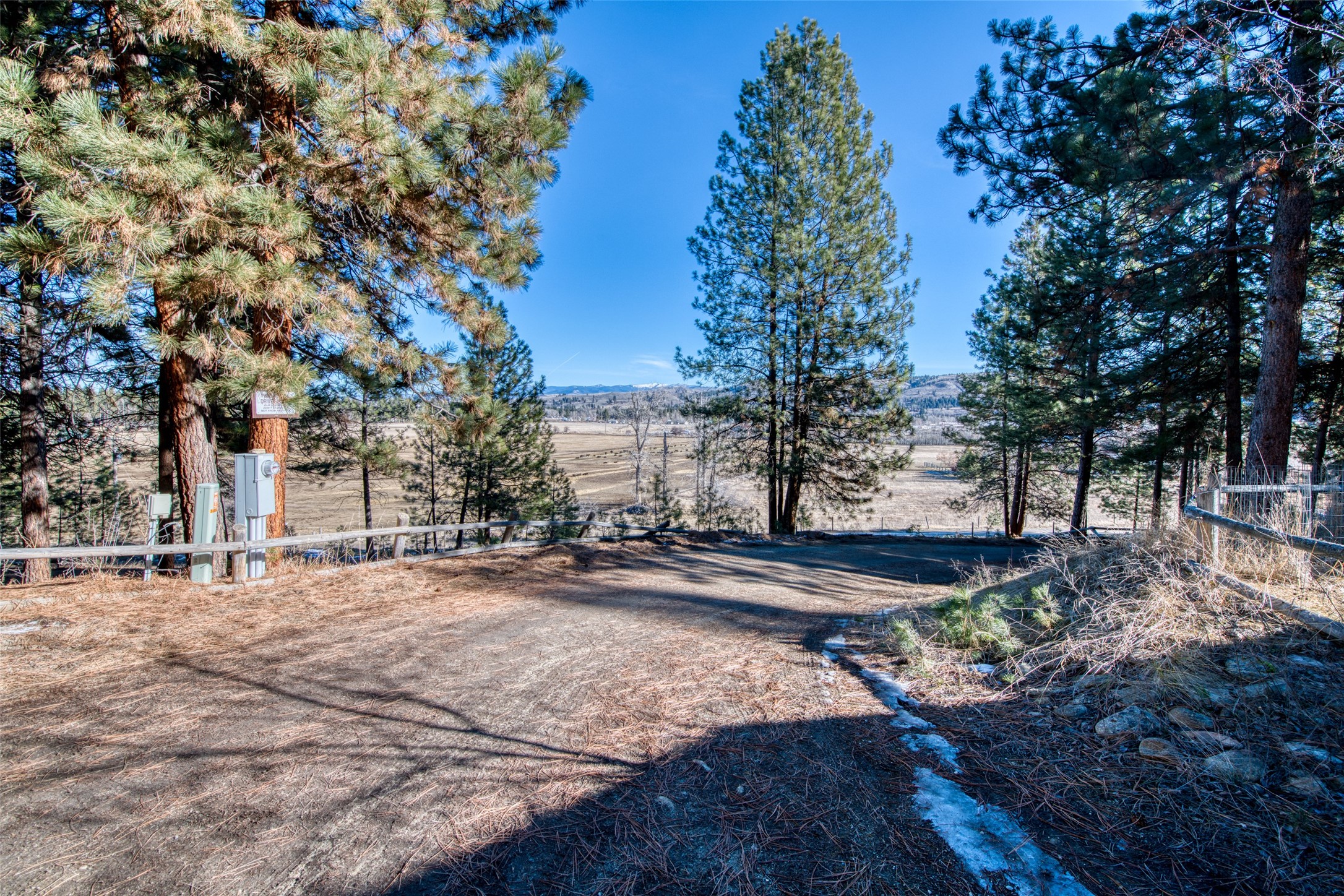560 Camas Creek Loop