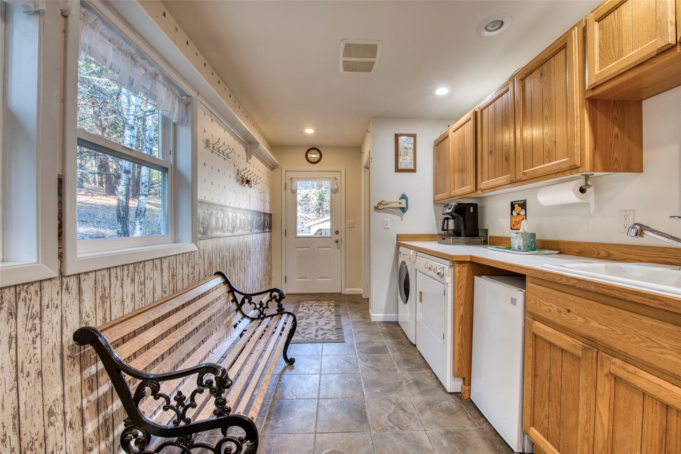 560 Camas Creek Loop