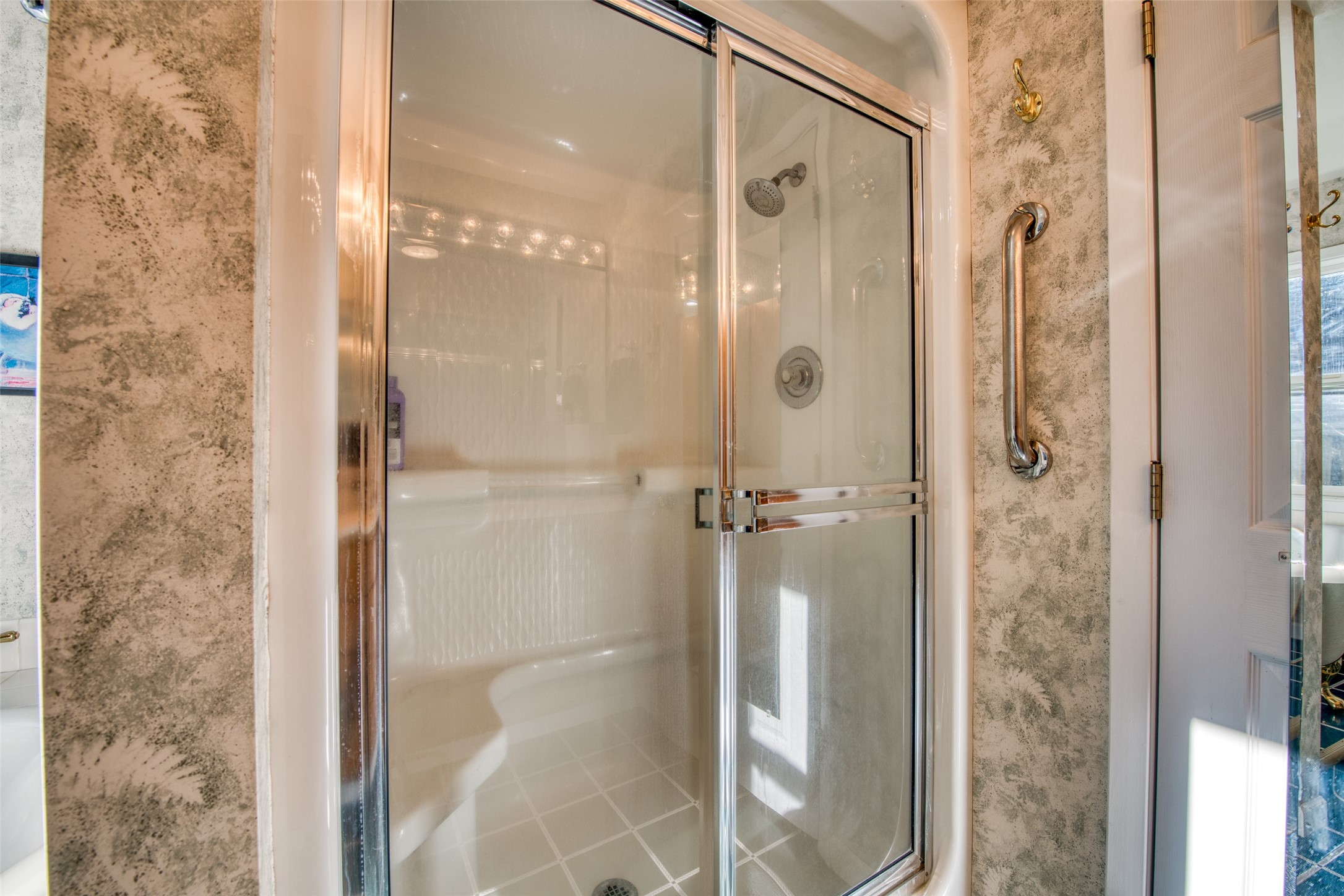 560 Camas Creek Loop