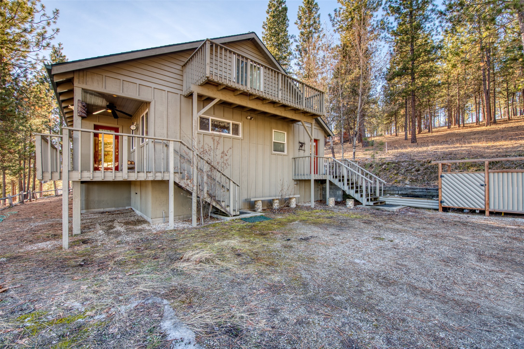 560 Camas Creek Loop