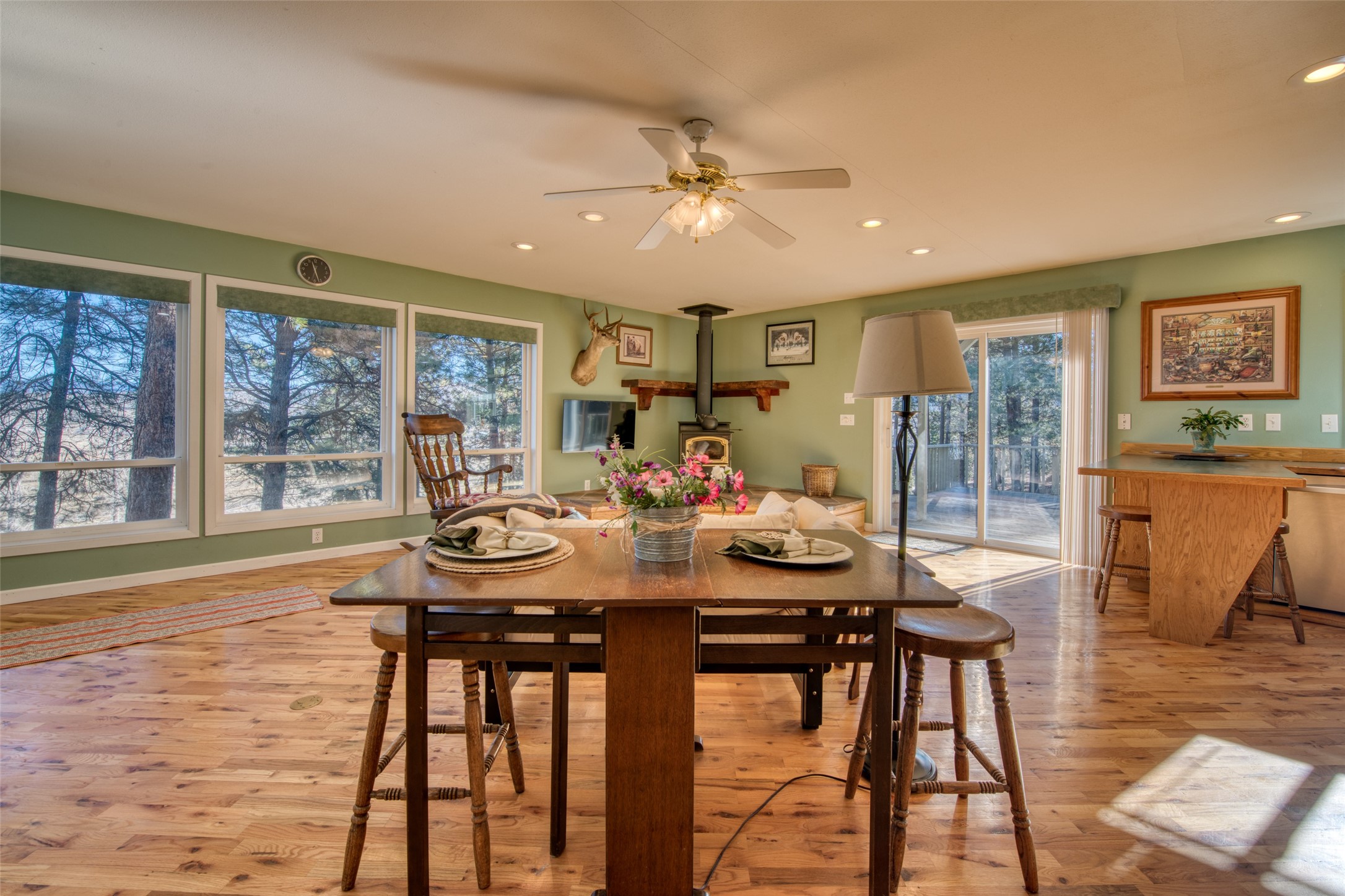 560 Camas Creek Loop