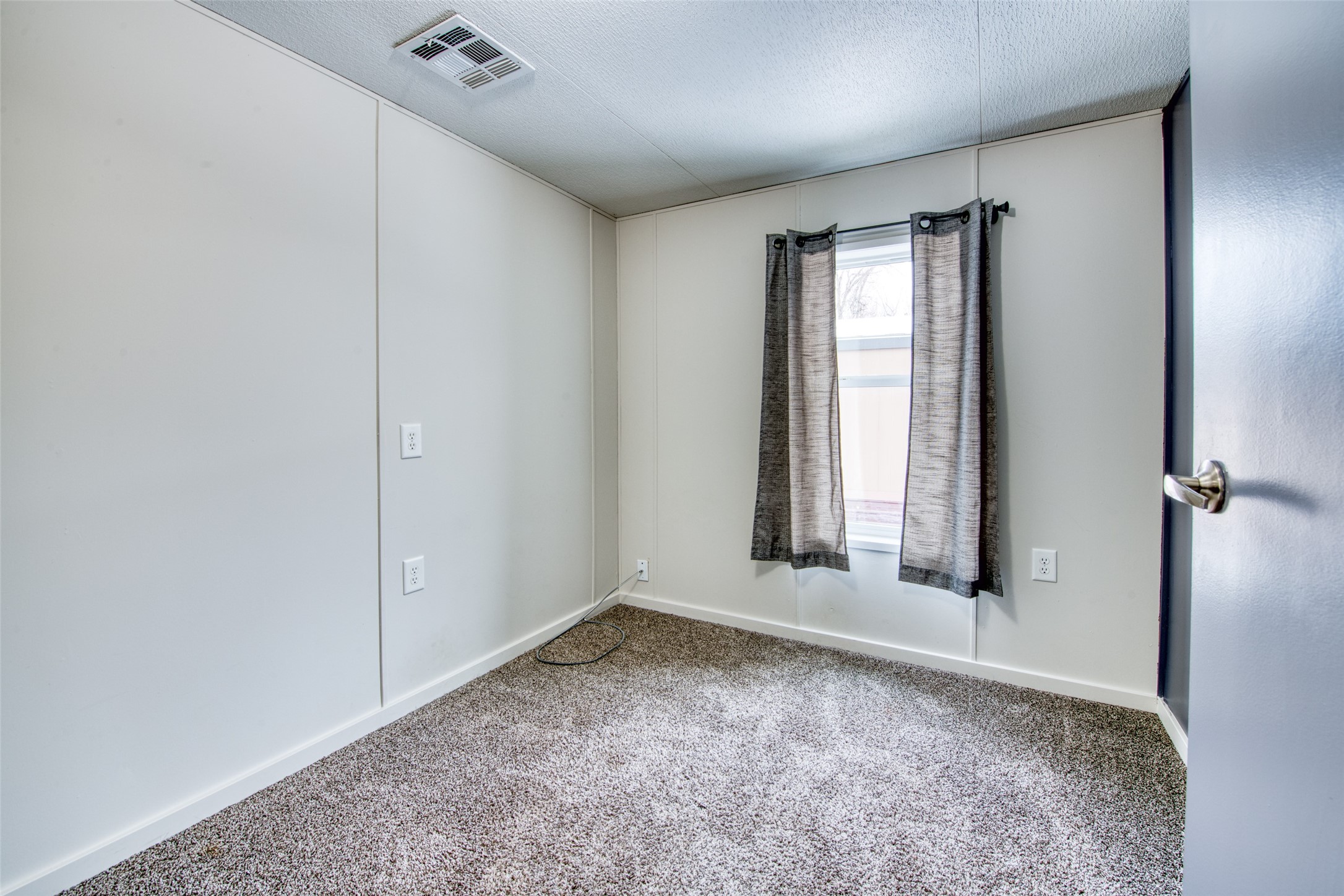 643 Grantsdale Road 9