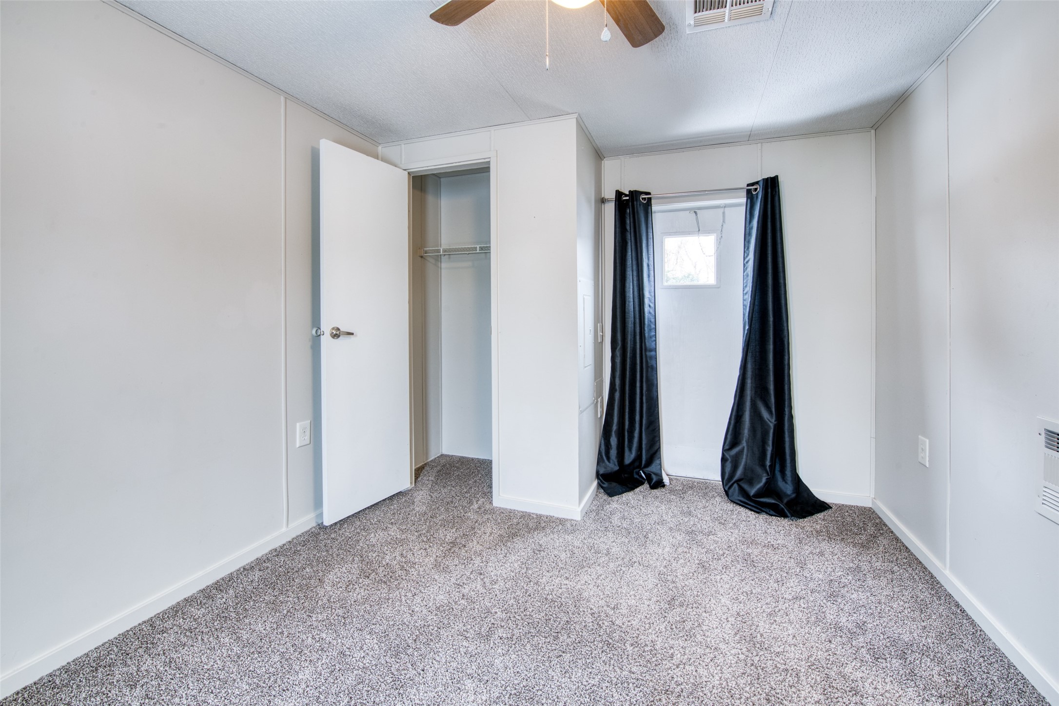 643 Grantsdale Road 9