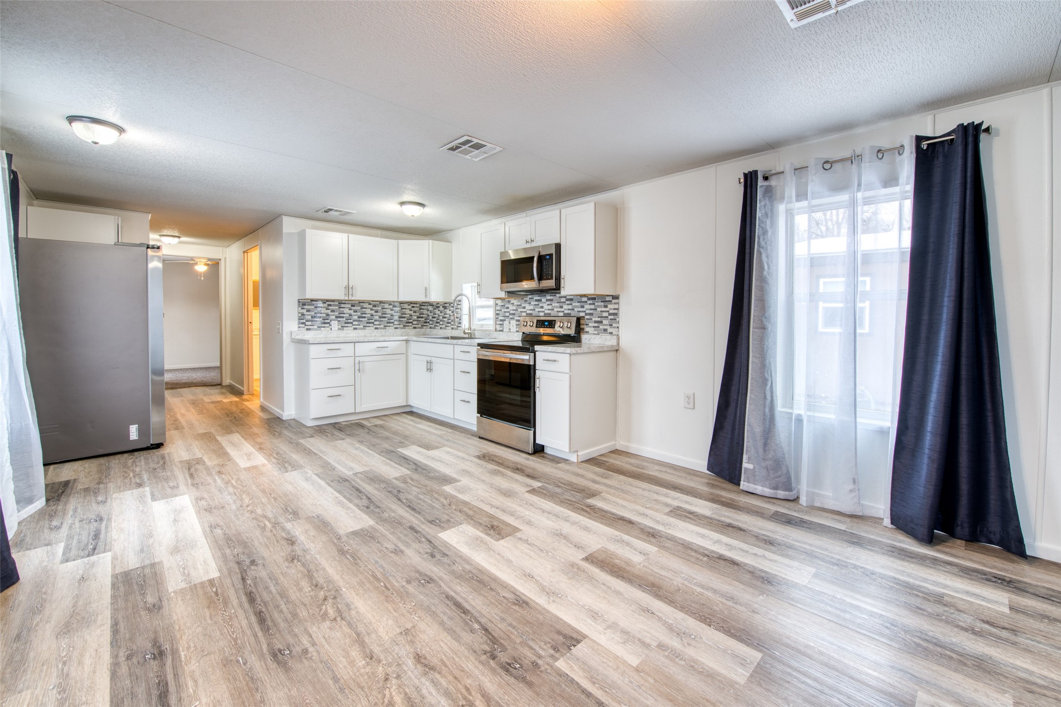 643 Grantsdale Road 9