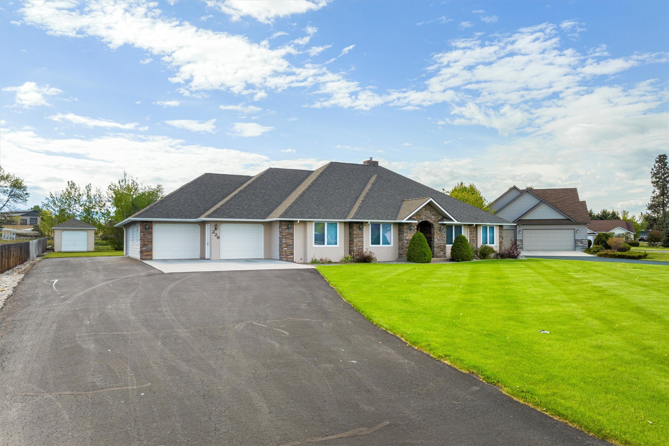 229 Carriage Road
