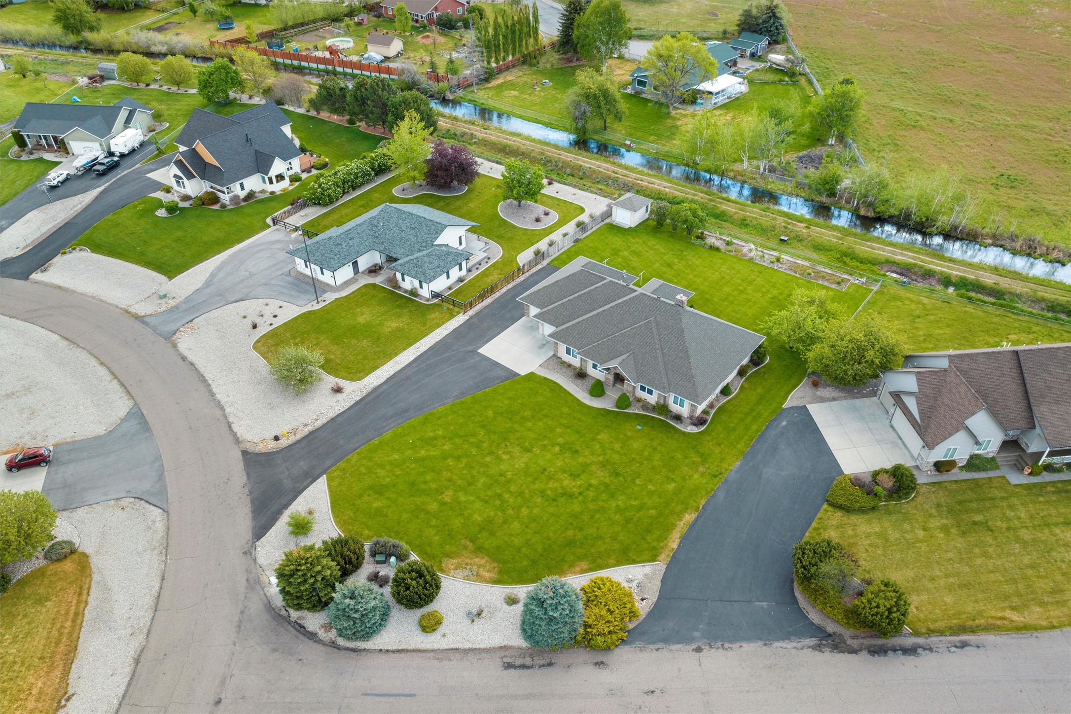 229 Carriage Road