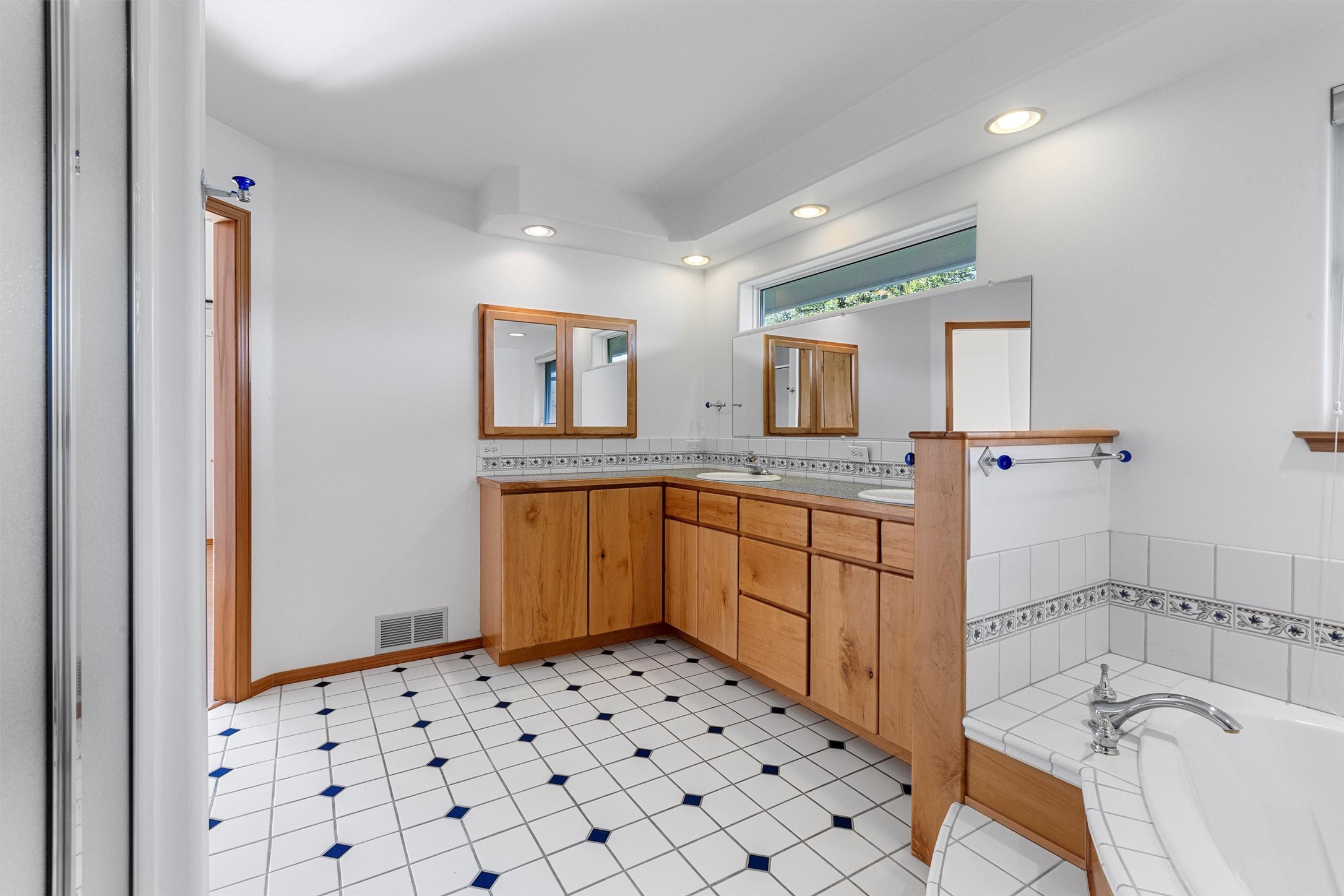 229 Carriage Road