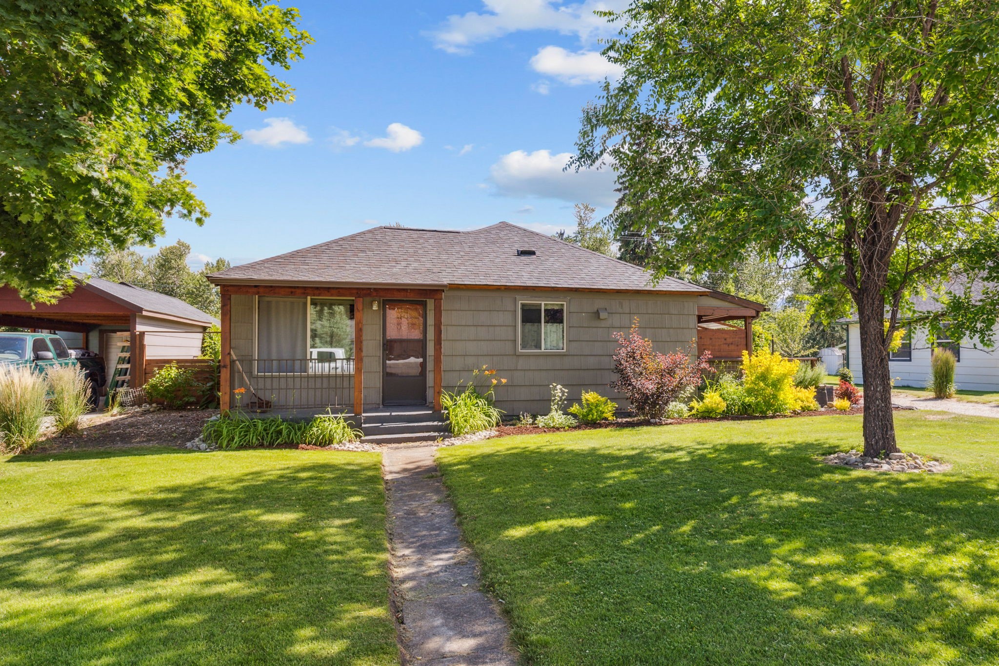 1113 W Main Street