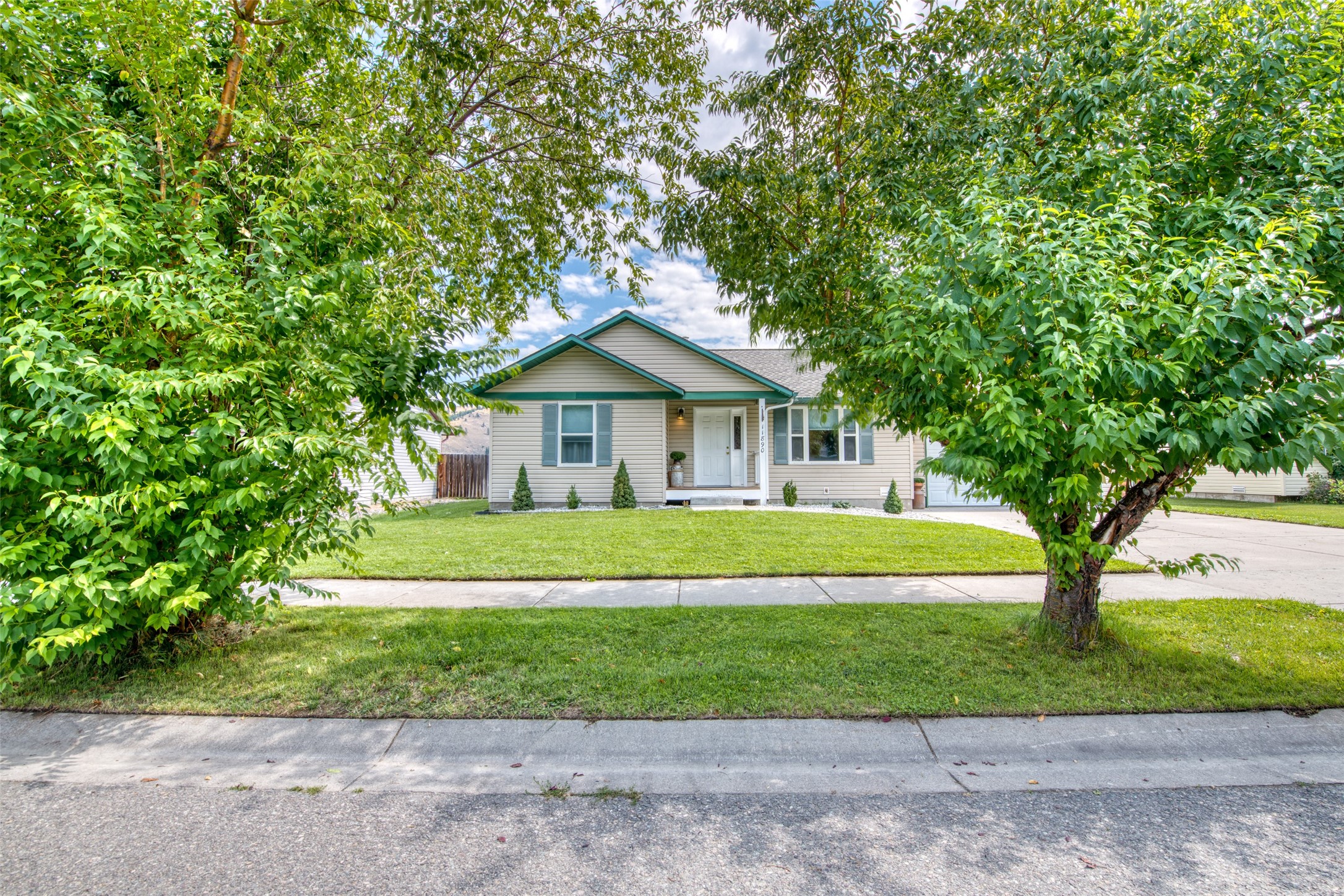 11890 Explorer Drive