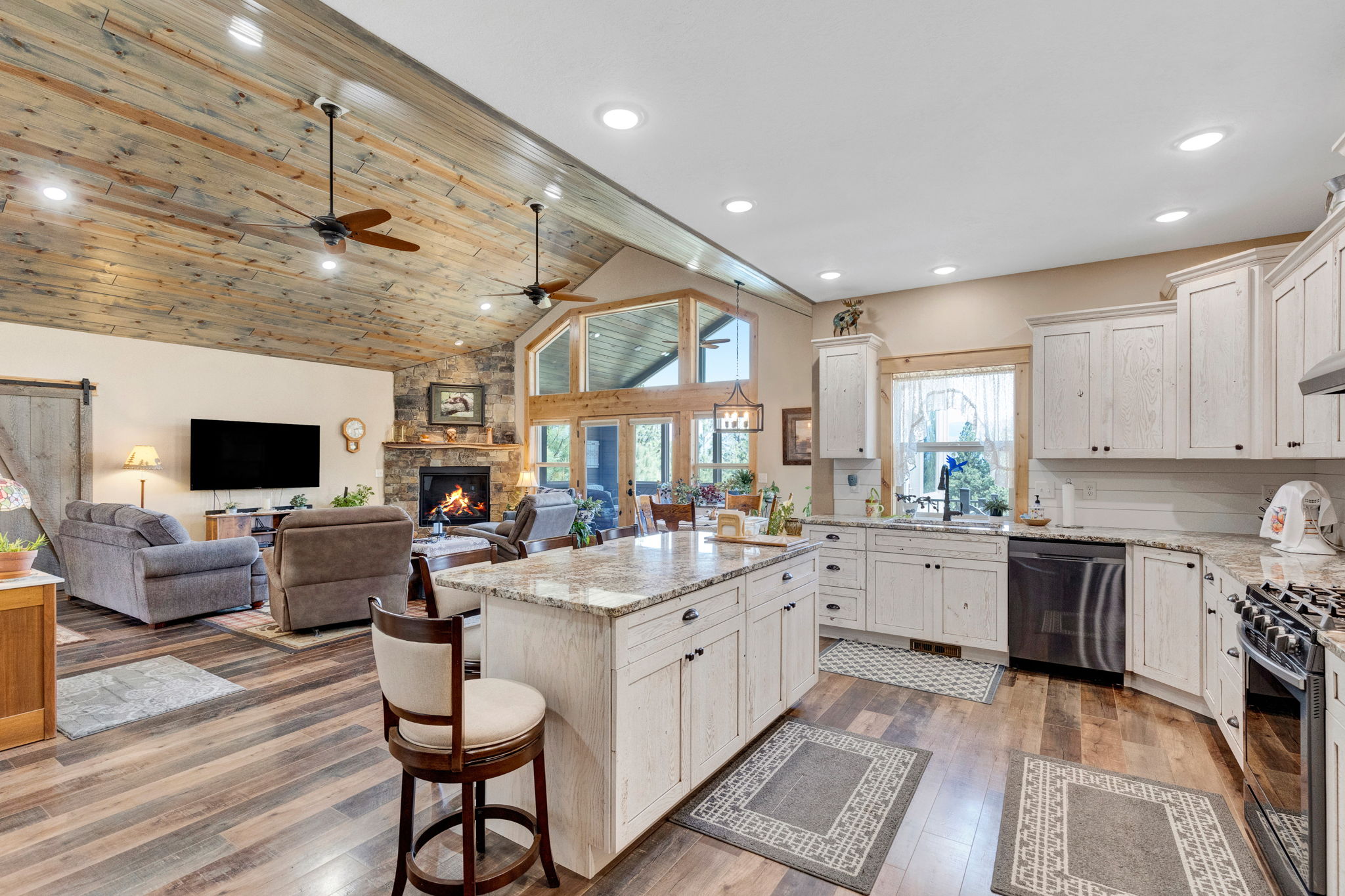 595 Merwin Trail