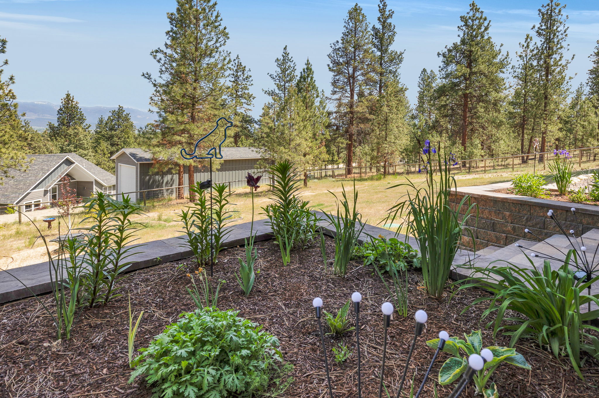 595 Merwin Trail