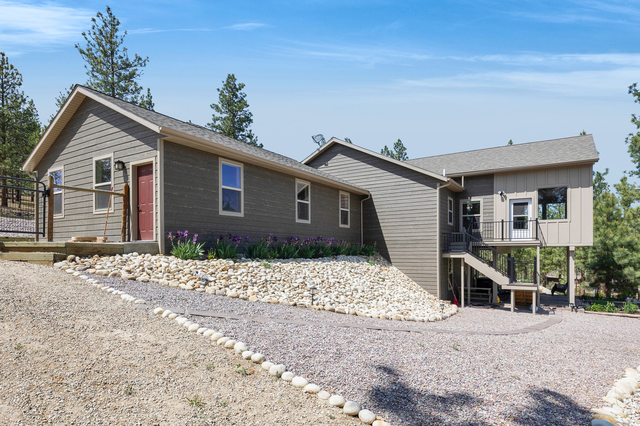 595 Merwin Trail