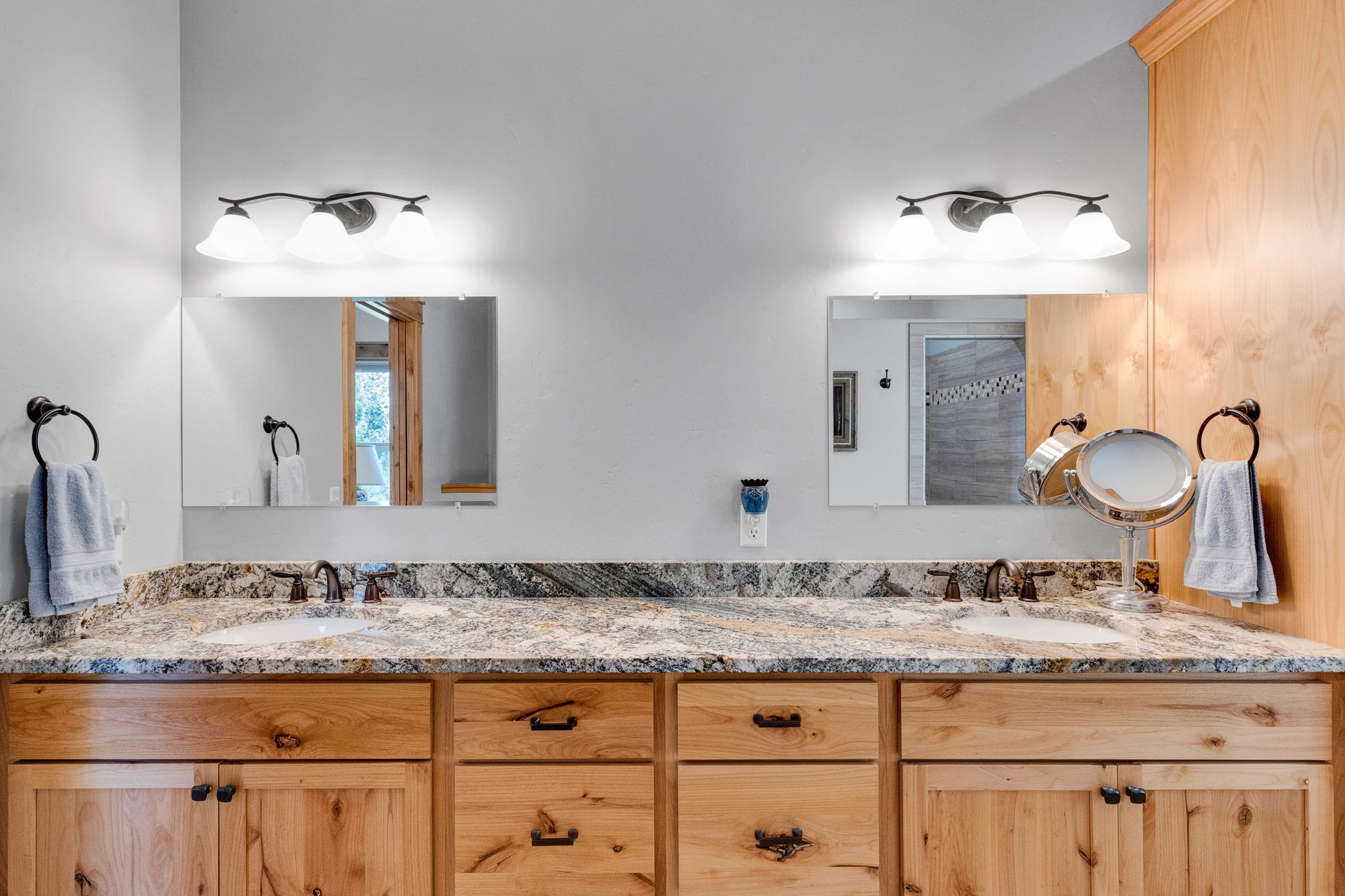 595 Merwin Trail