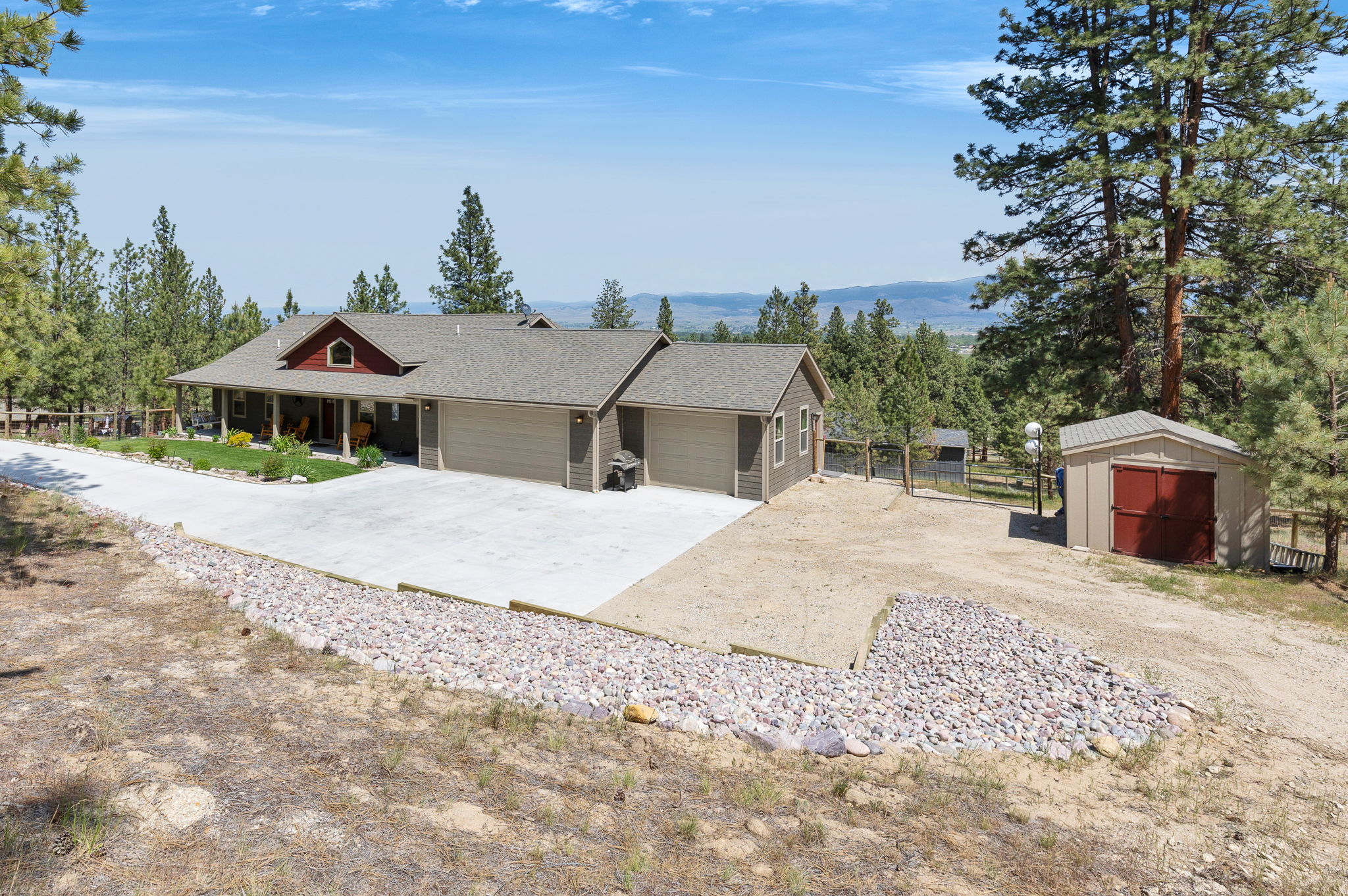 595 Merwin Trail