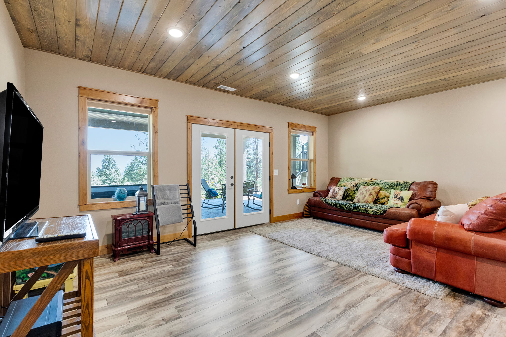 595 Merwin Trail