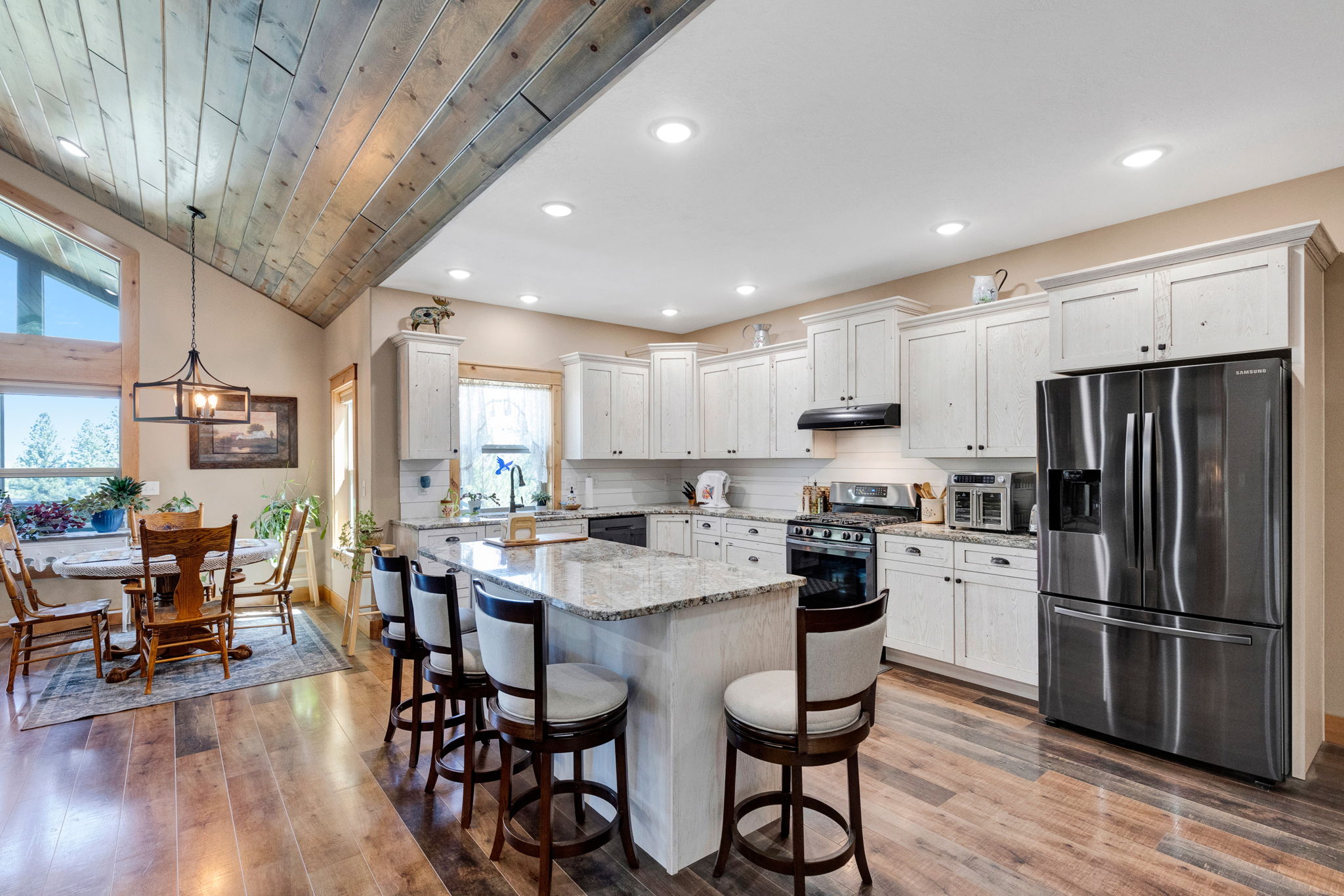 595 Merwin Trail