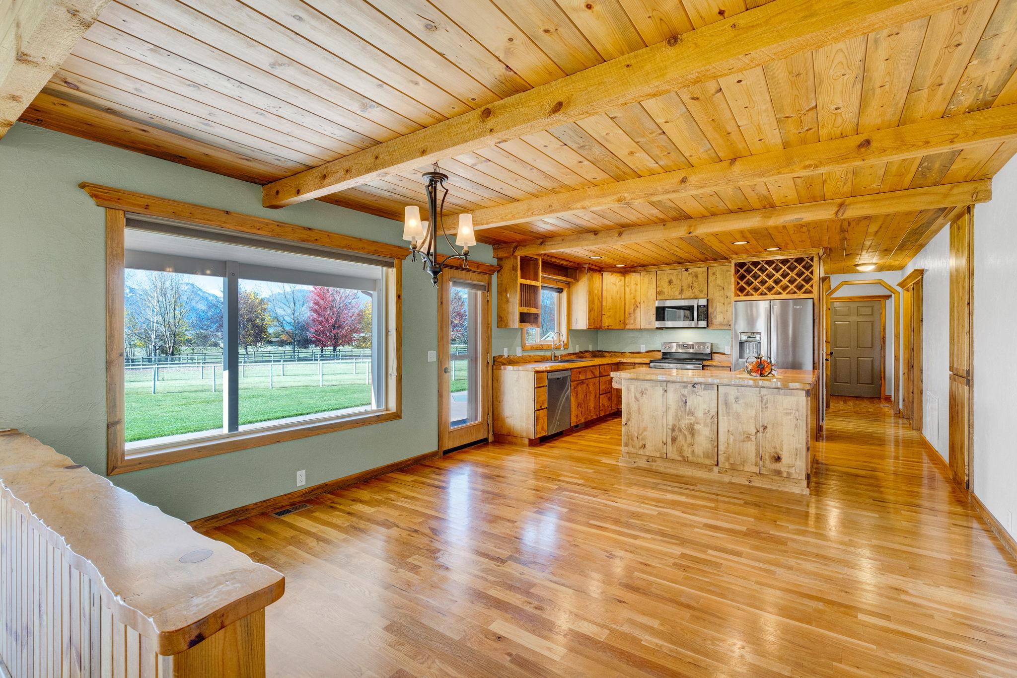 446 Eagle Lane