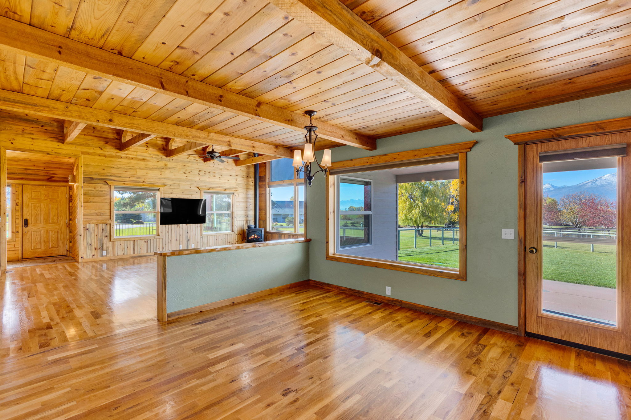 446 Eagle Lane
