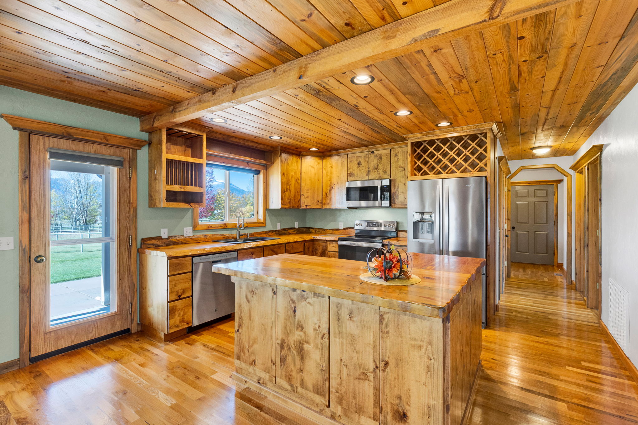 446 Eagle Lane