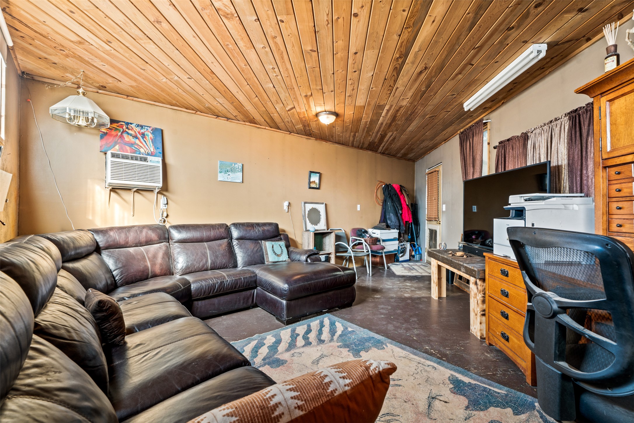 224 Rusty Spur Way