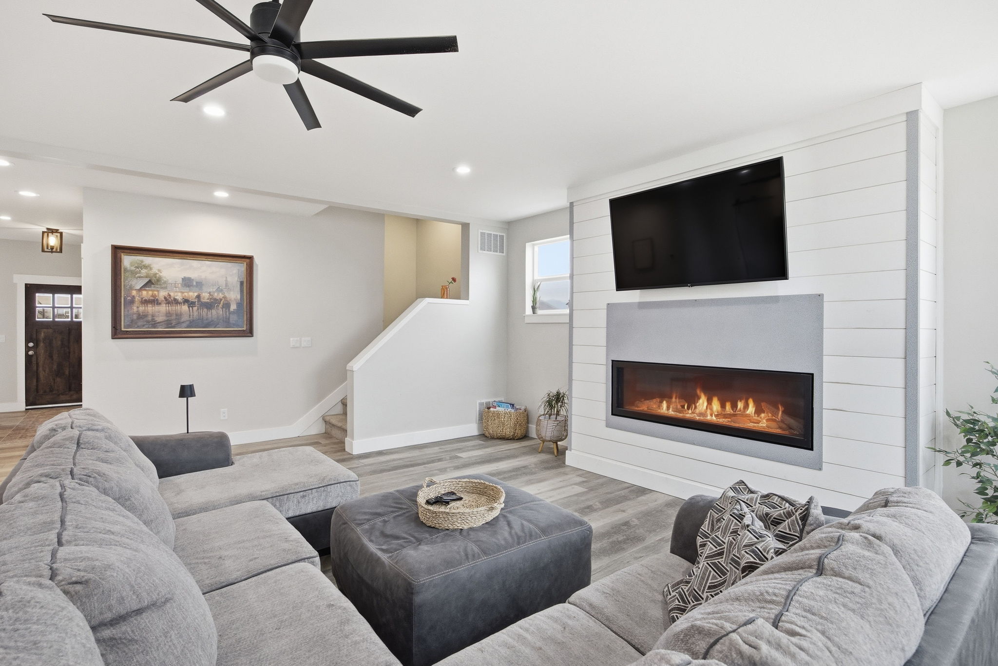 894 Doty Lane