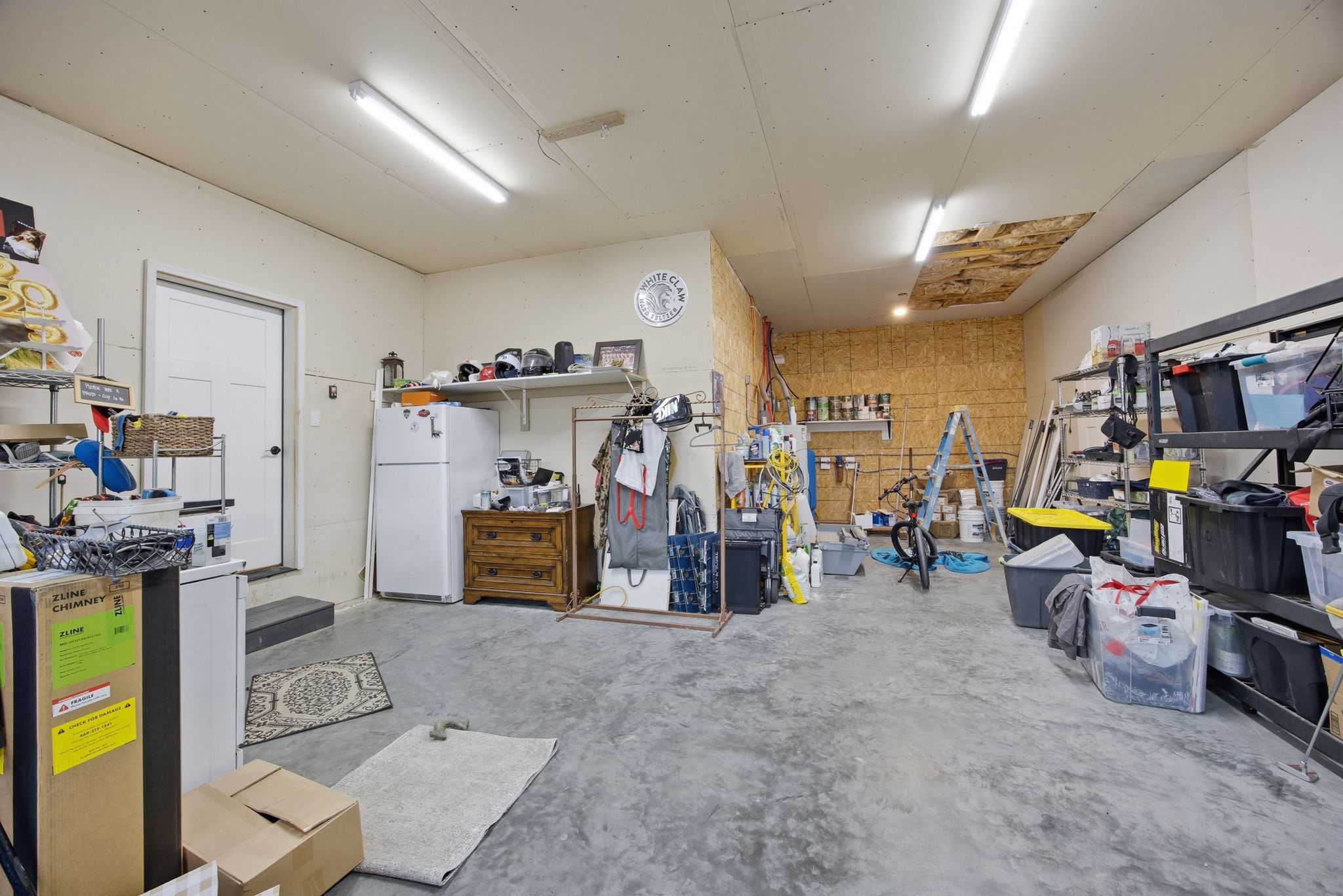 894 Doty Lane