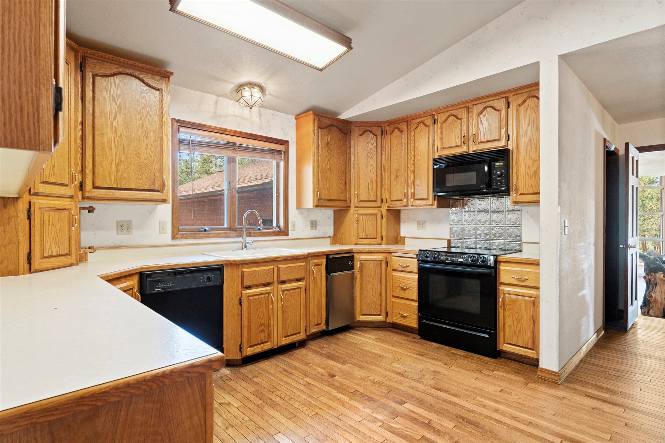 912 Weber Butte Trail