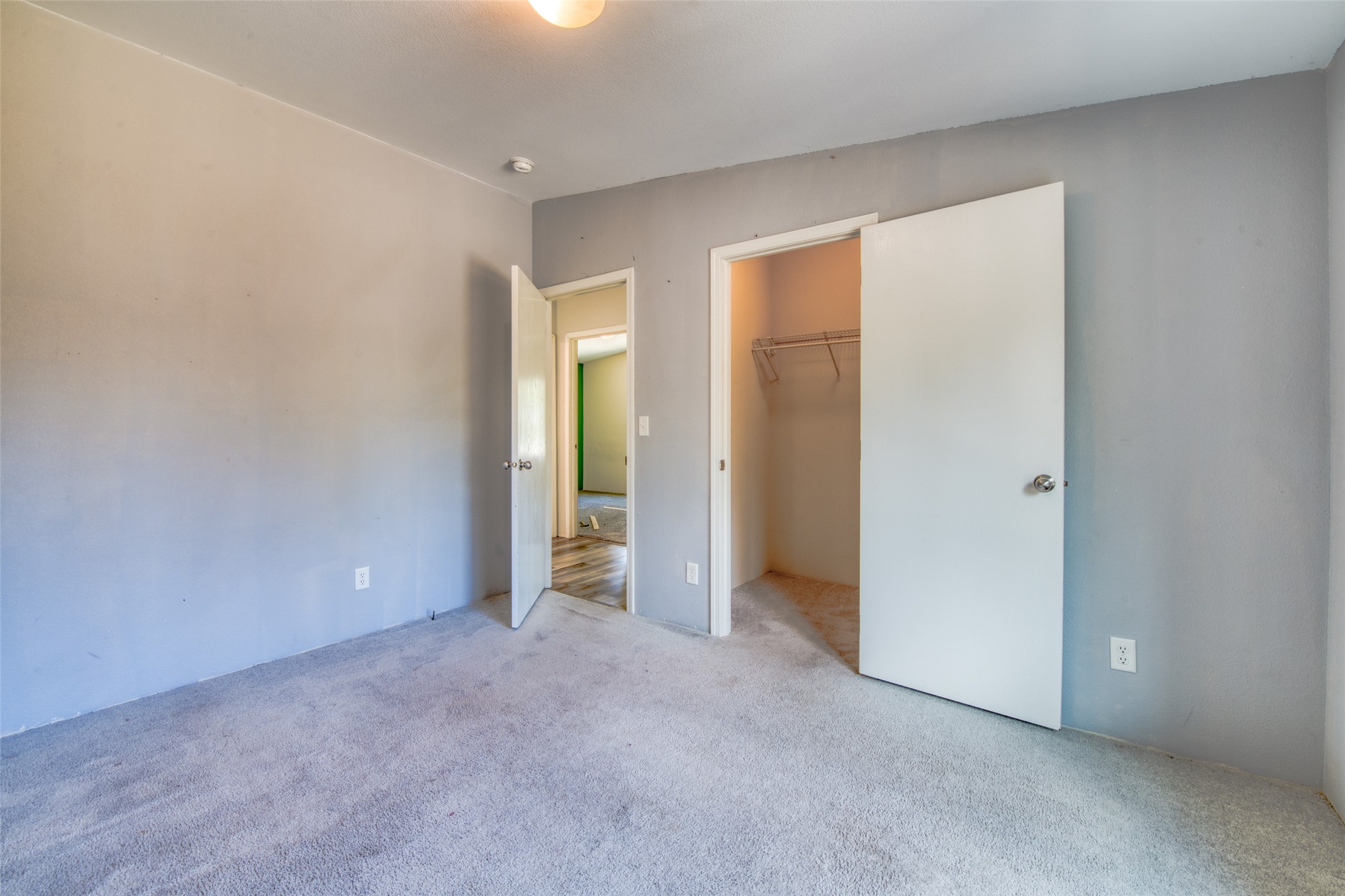 845 Pineview Drive
