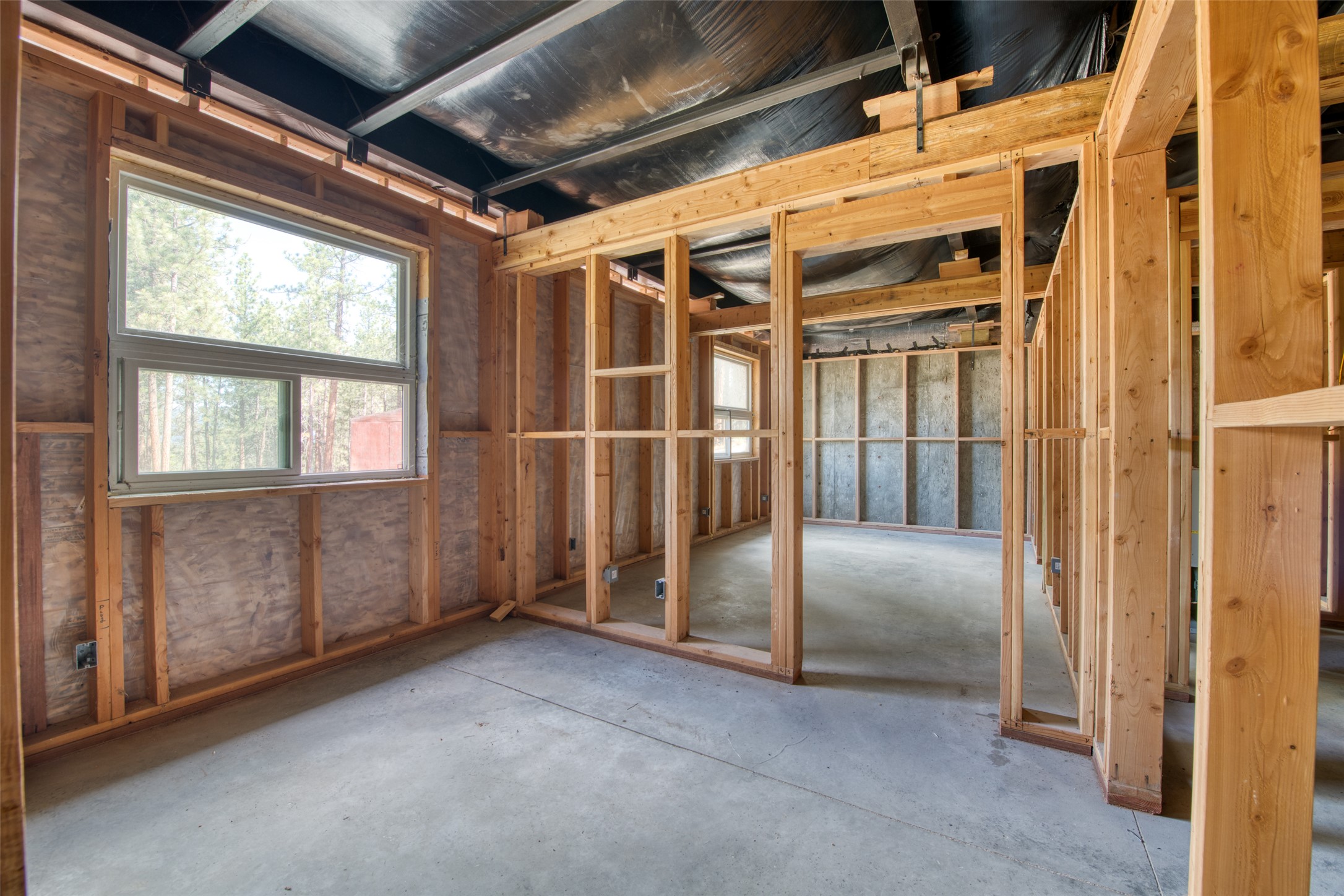 845 Pineview Drive