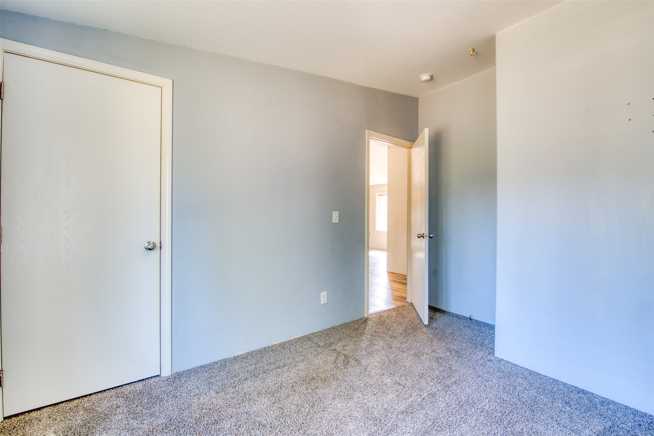 845 Pineview Drive