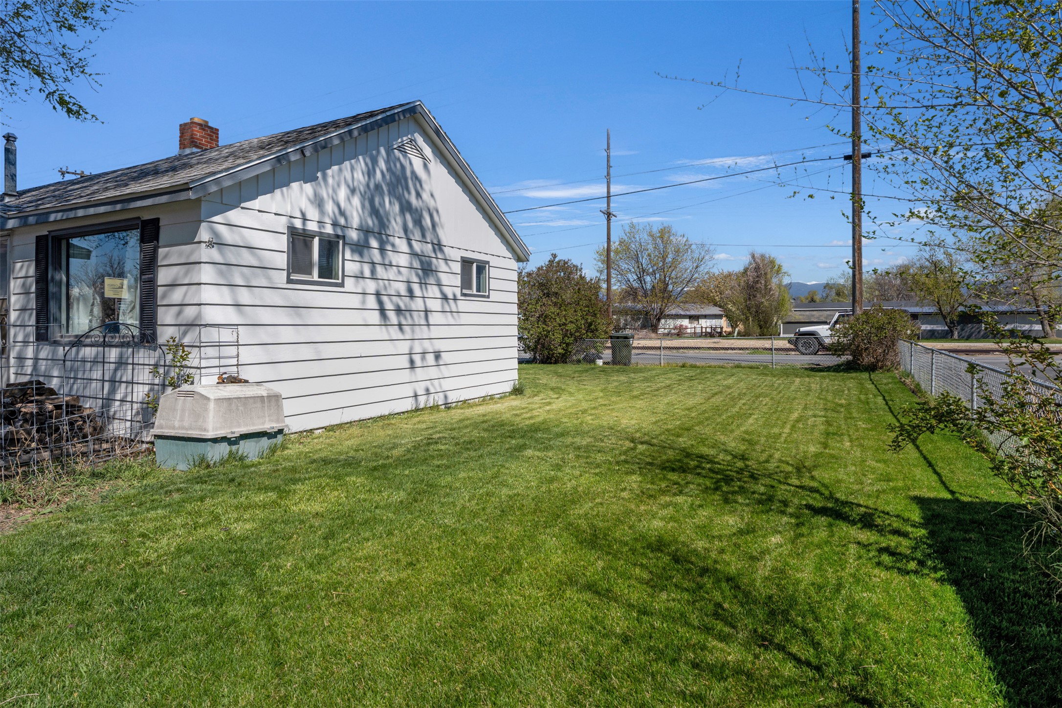 702 & 700 S 1st Street