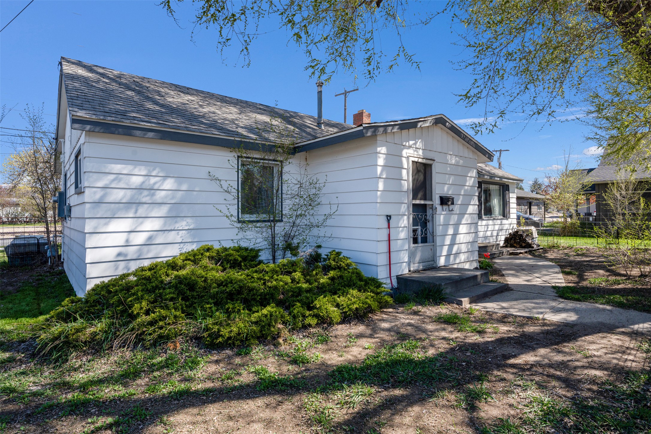 700 & 702 S 1st Street
