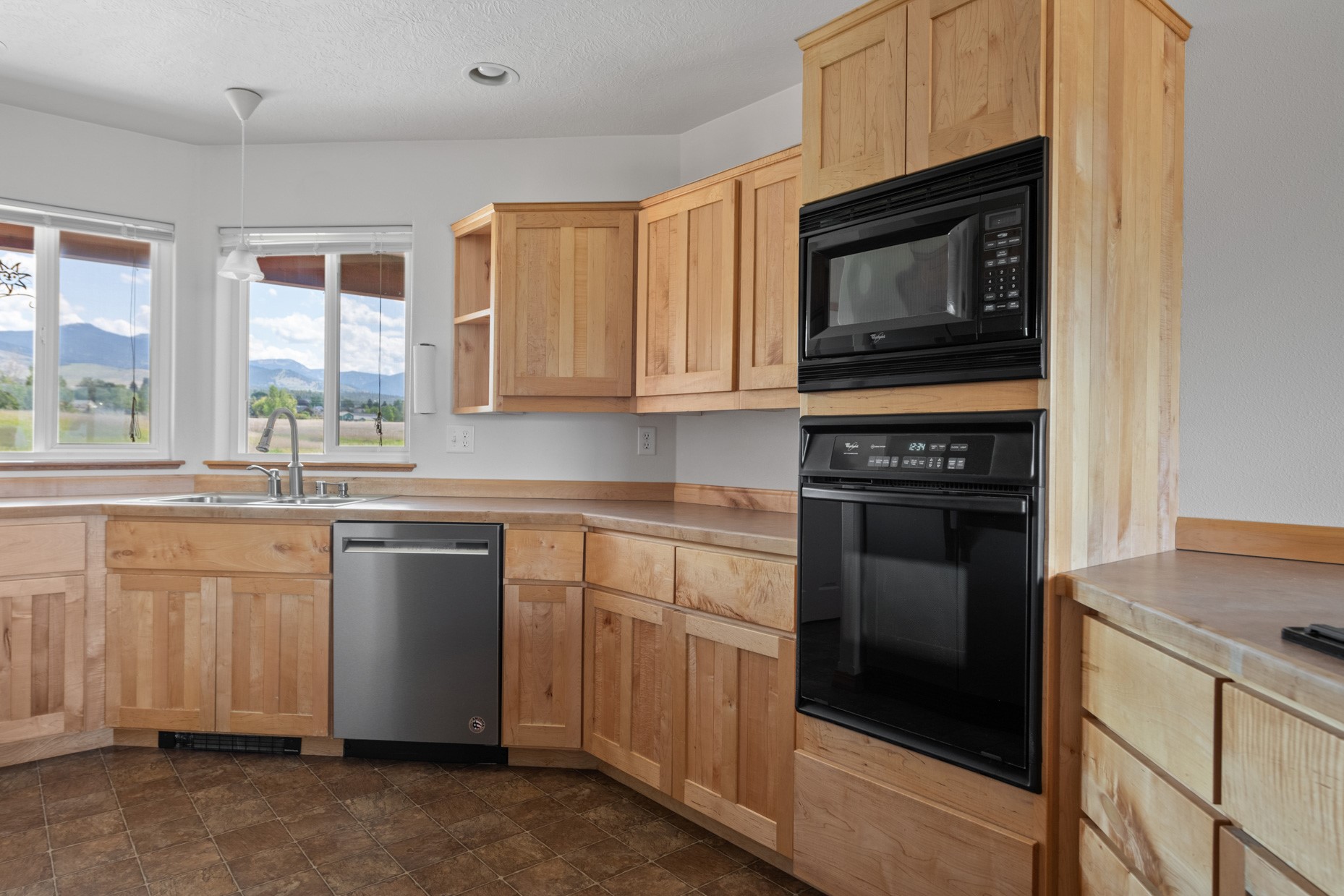 1228 Nordheim Lane