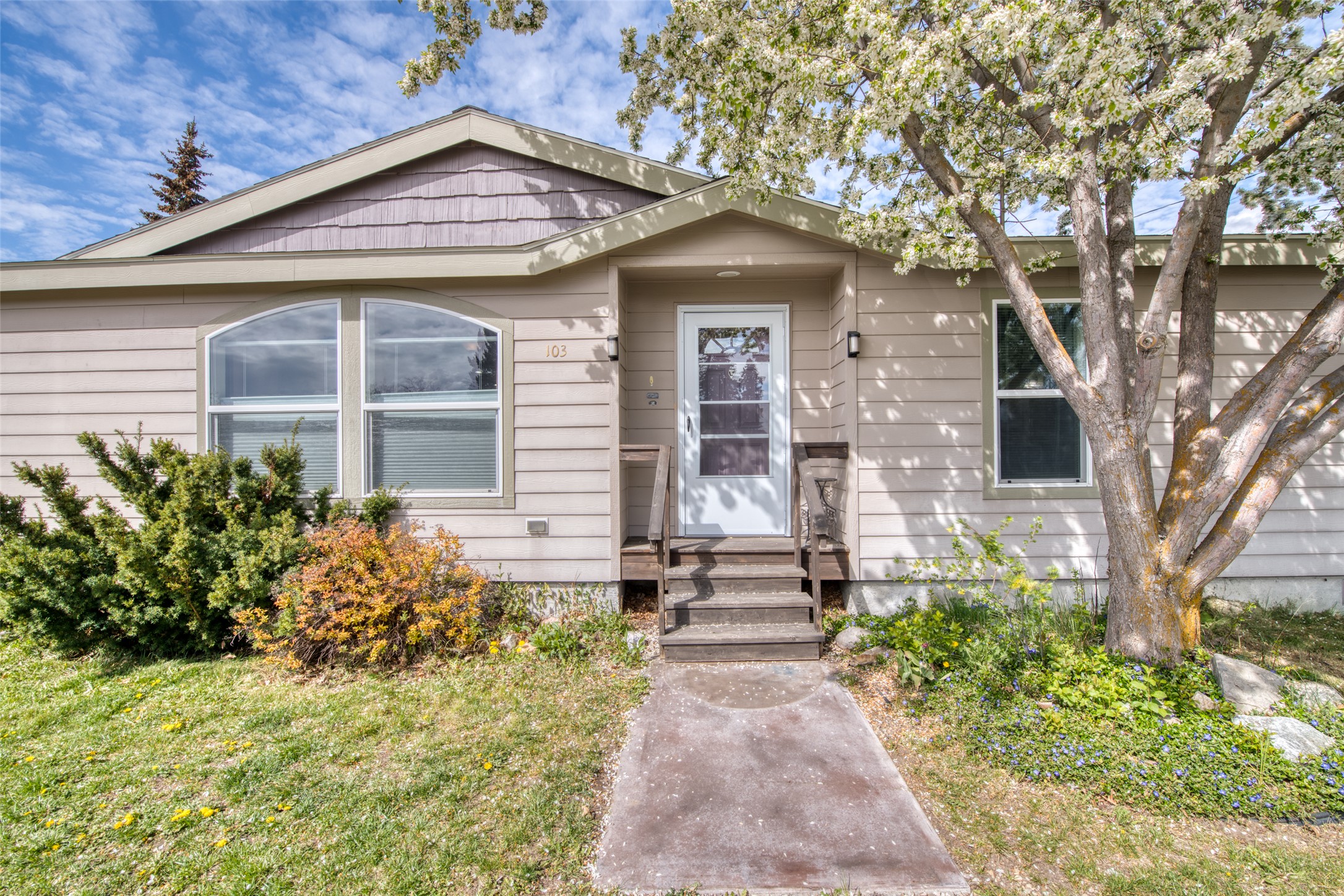 103 A Street N