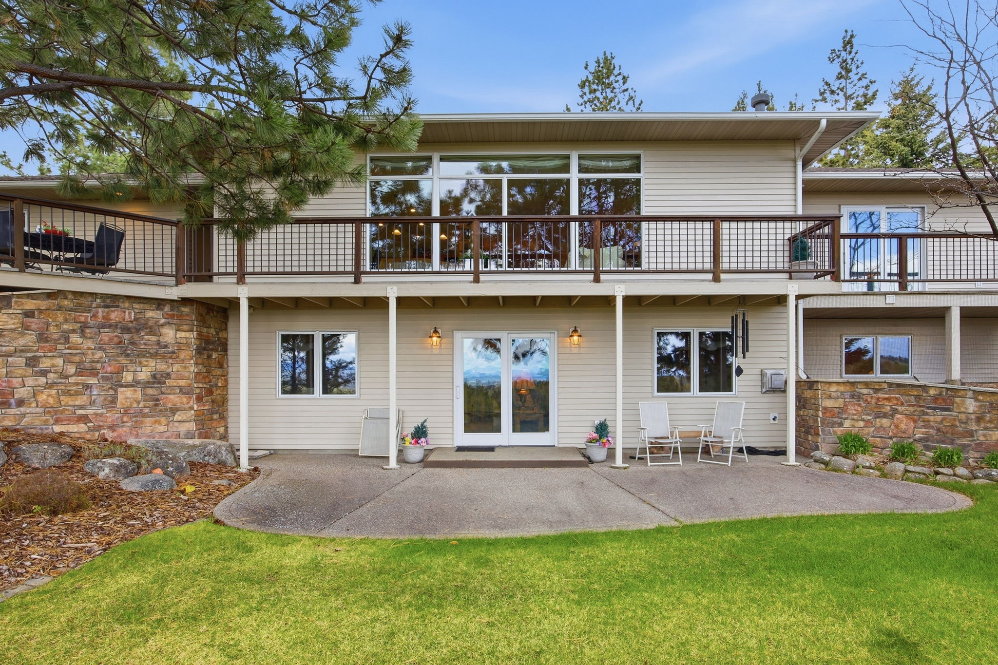 328 Westhills Way
