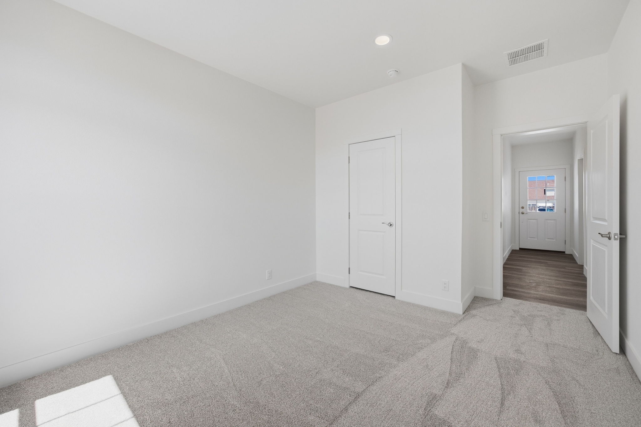 110 Nicholson Way