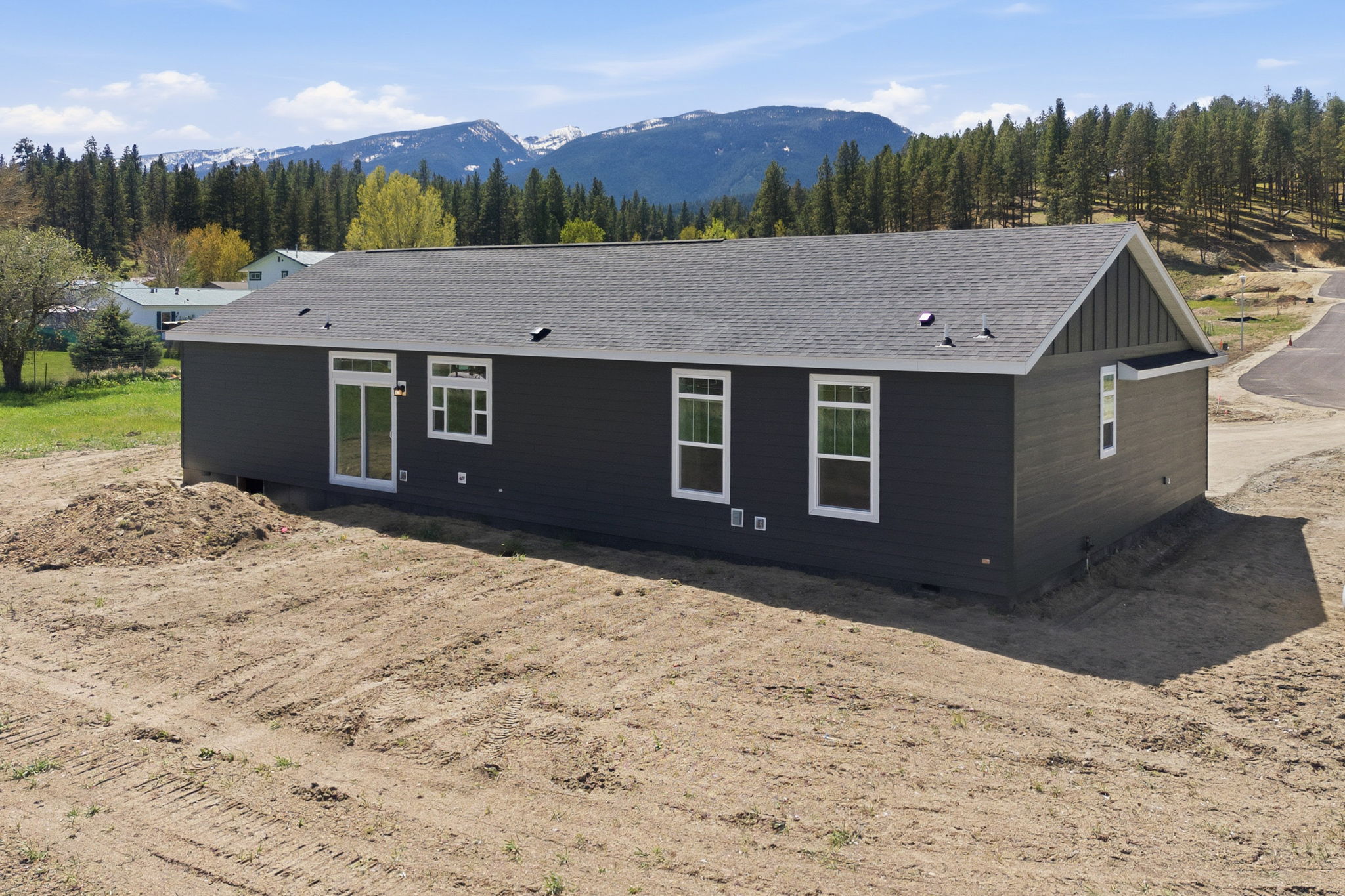 131 Nicholson Way
