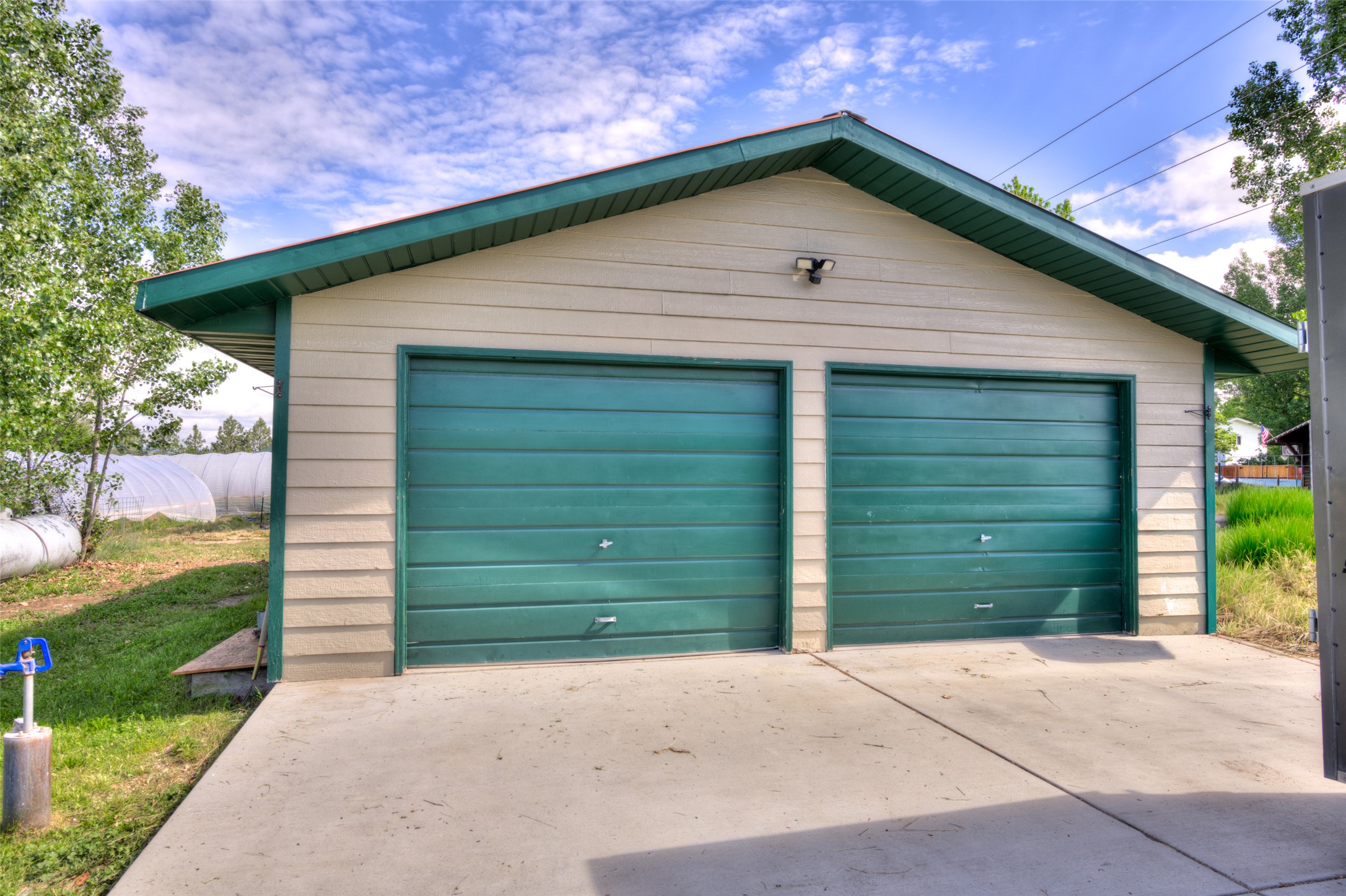 1327 Honey House Lane