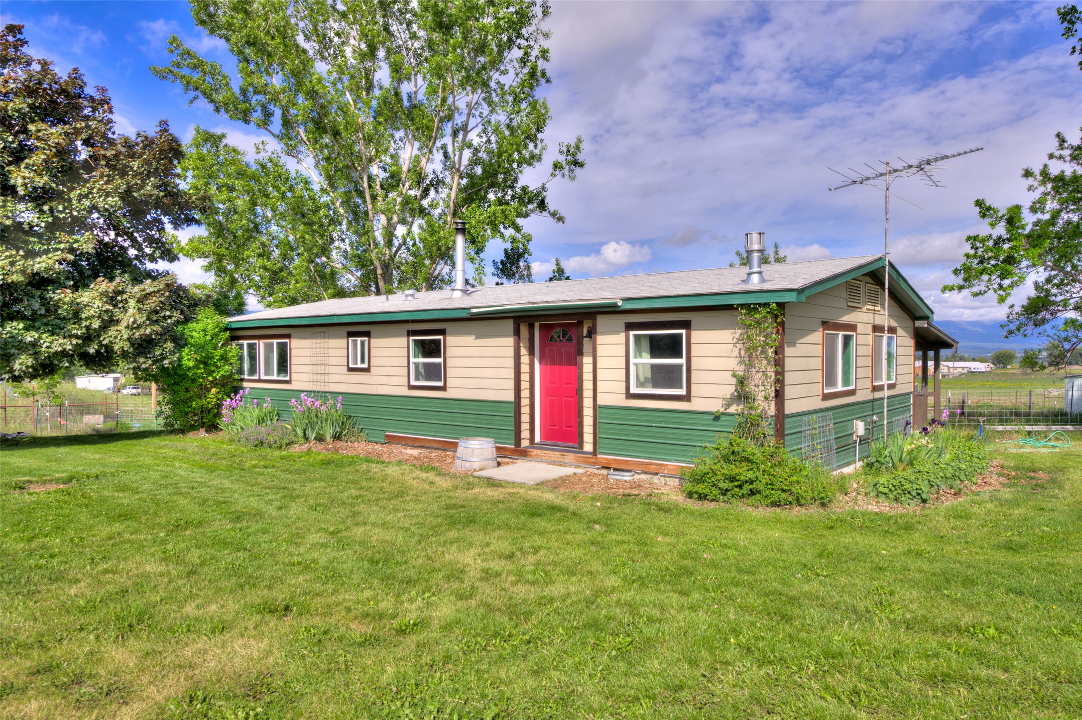 1327 Honey House Lane
