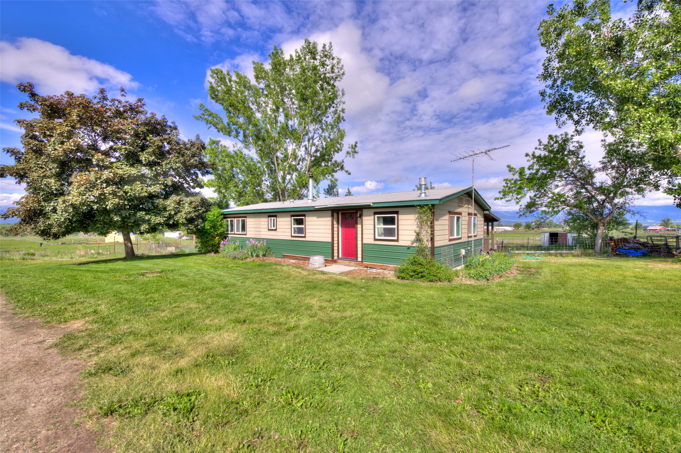 1327 Honey House Lane