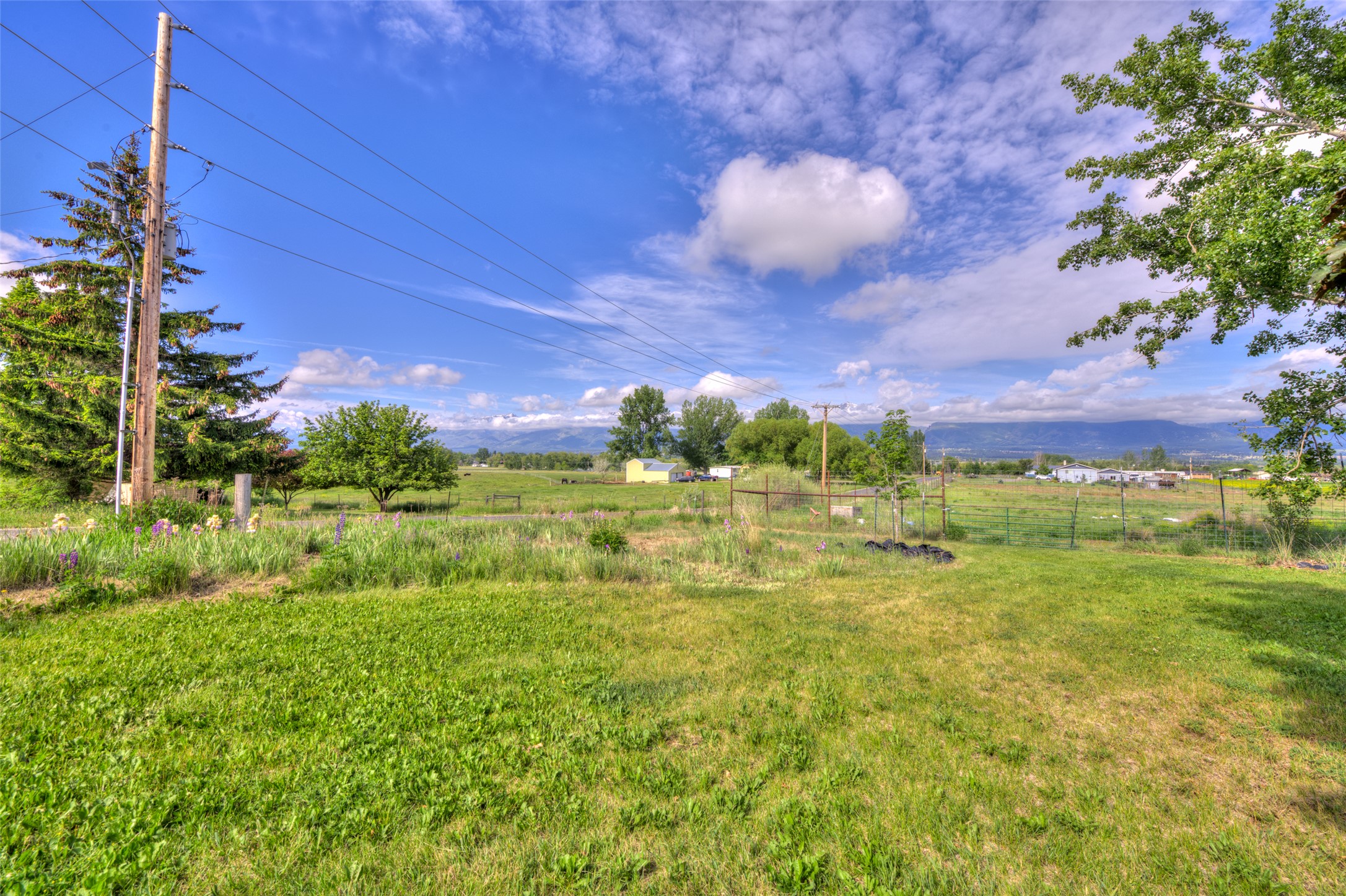 1327 Honey House Lane