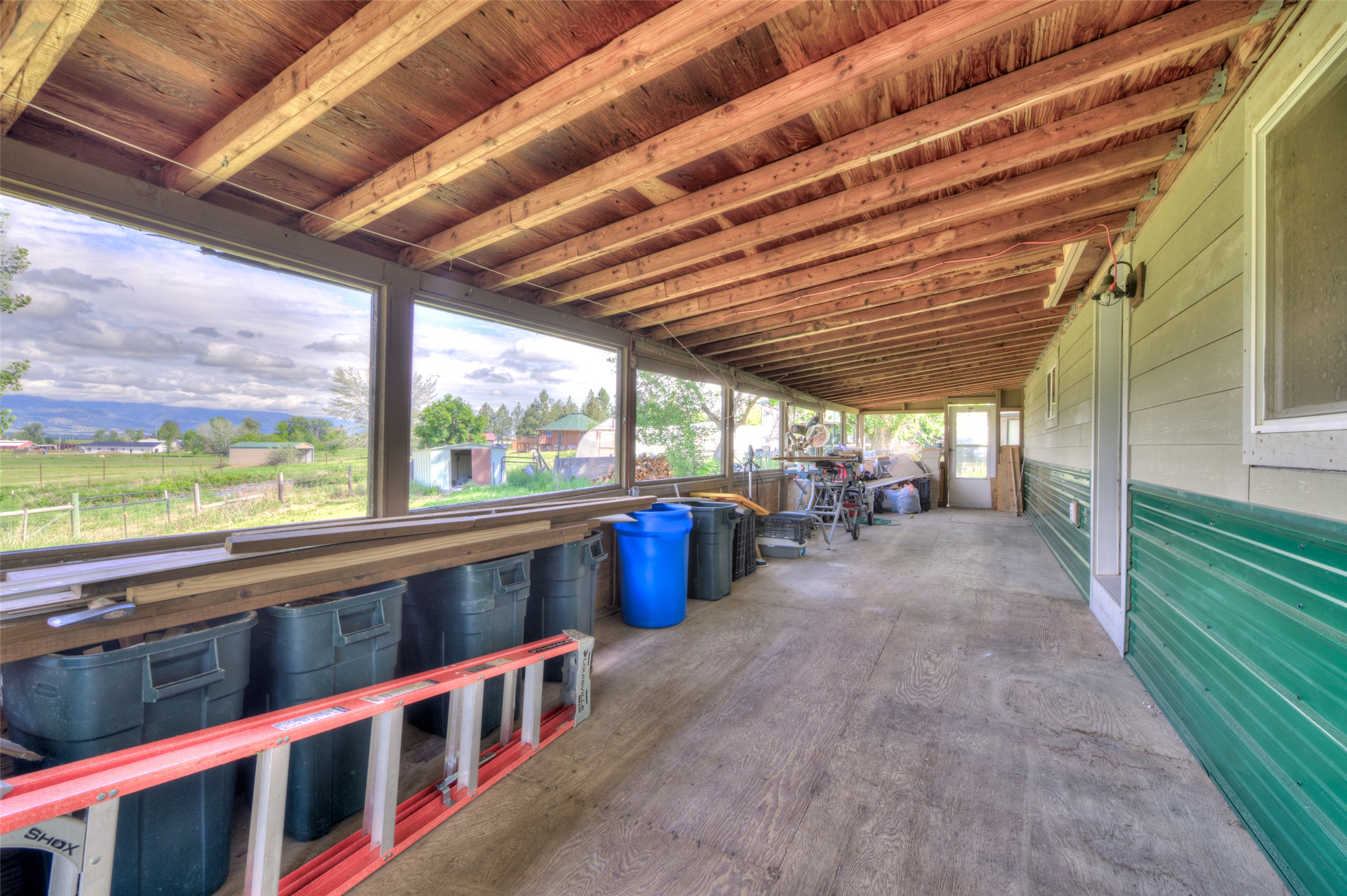 1327 Honey House Lane