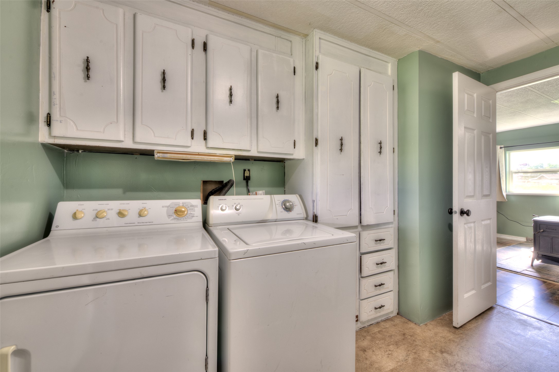 1327 Honey House Lane