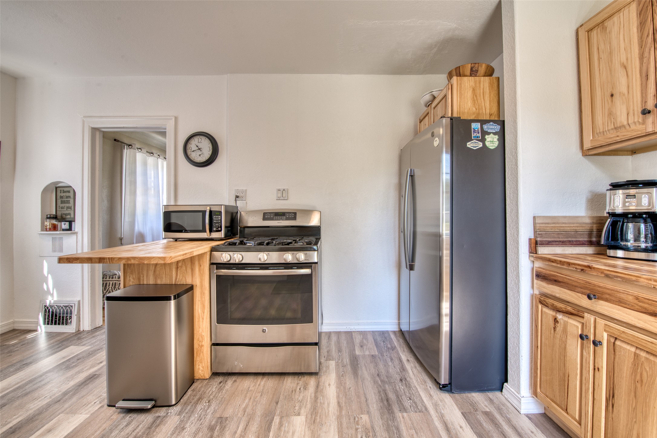 706 S 5th Street